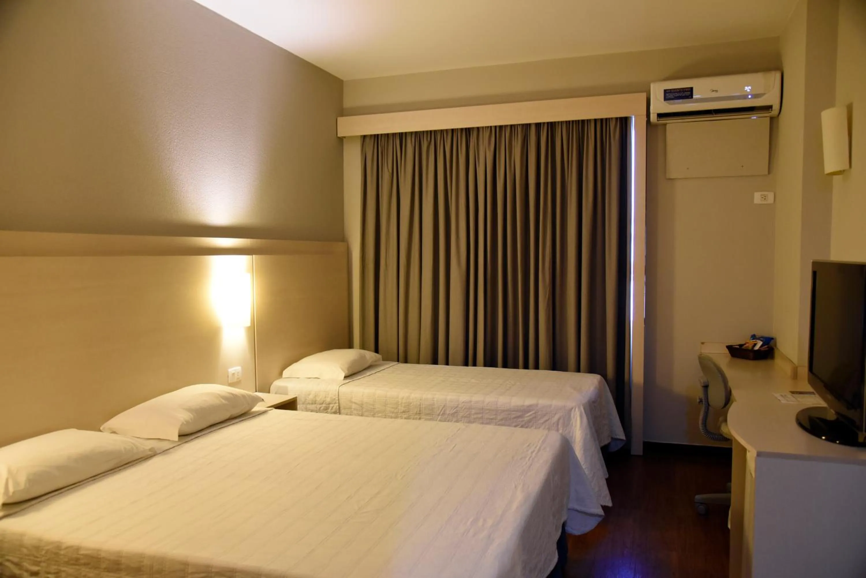 Photo of the whole room, Bed in Golden Blue Hotel