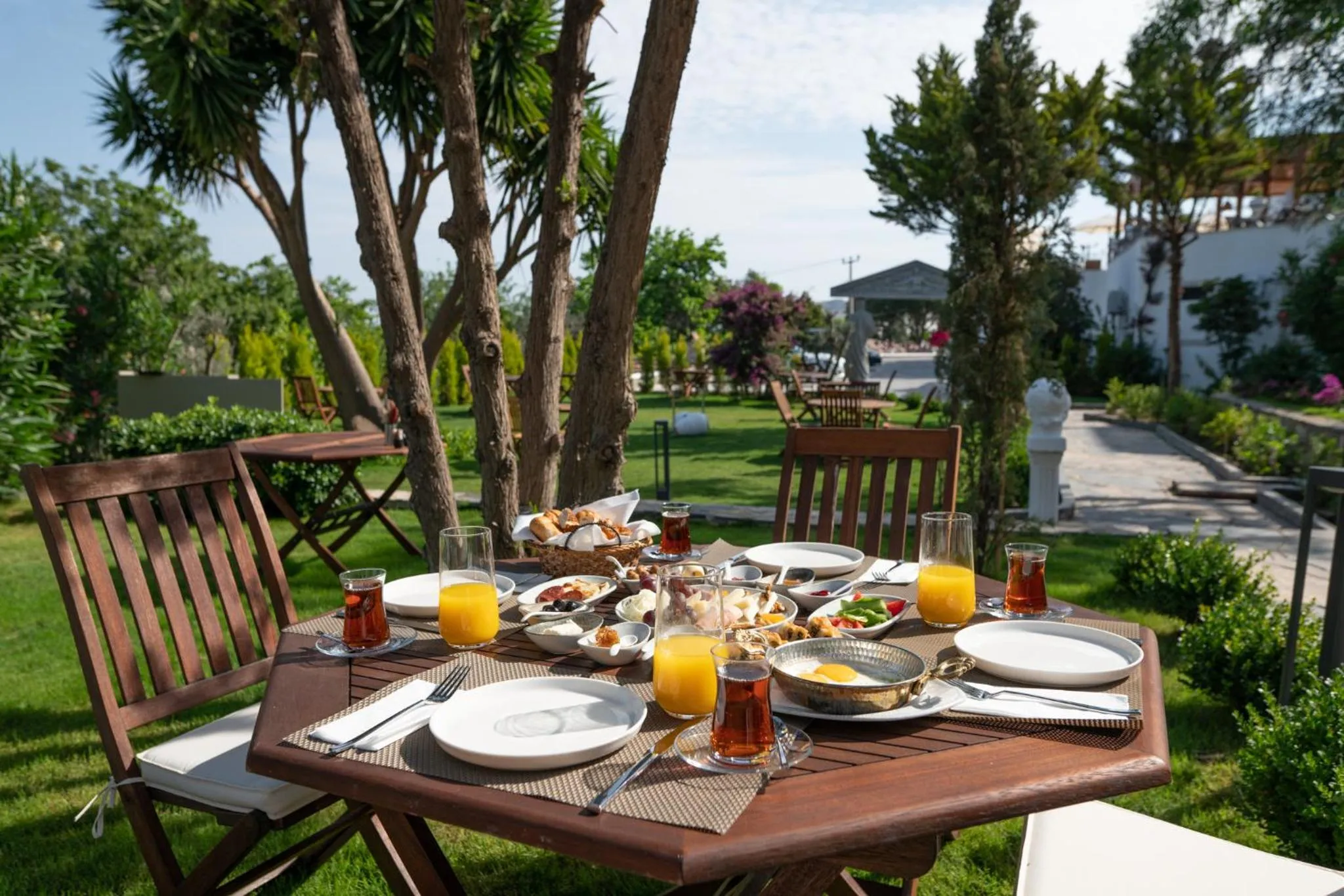 Garden in Elementa Boutique Hotel - Adults Only