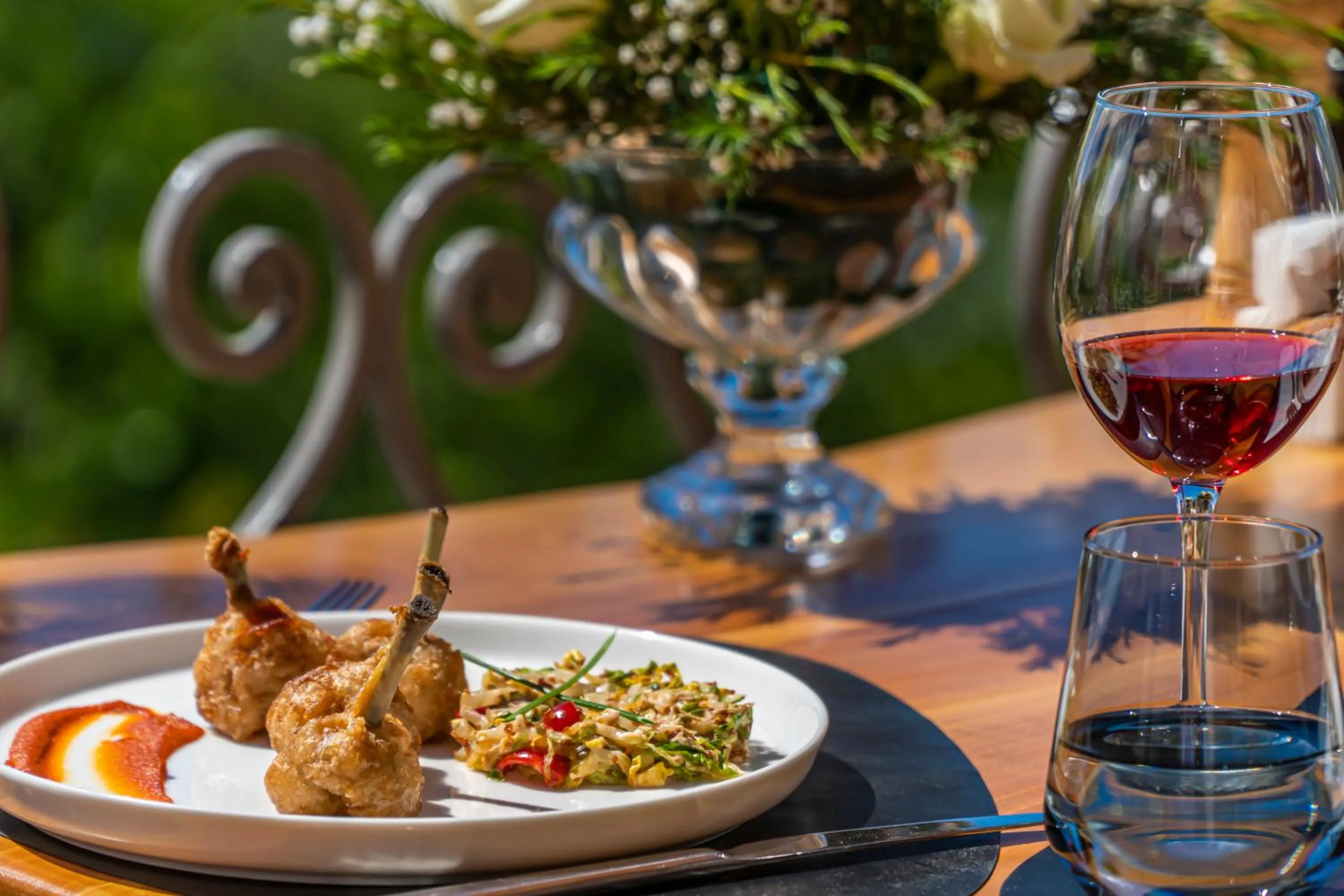 Food and drinks in Elementa Boutique Hotel - Adults Only