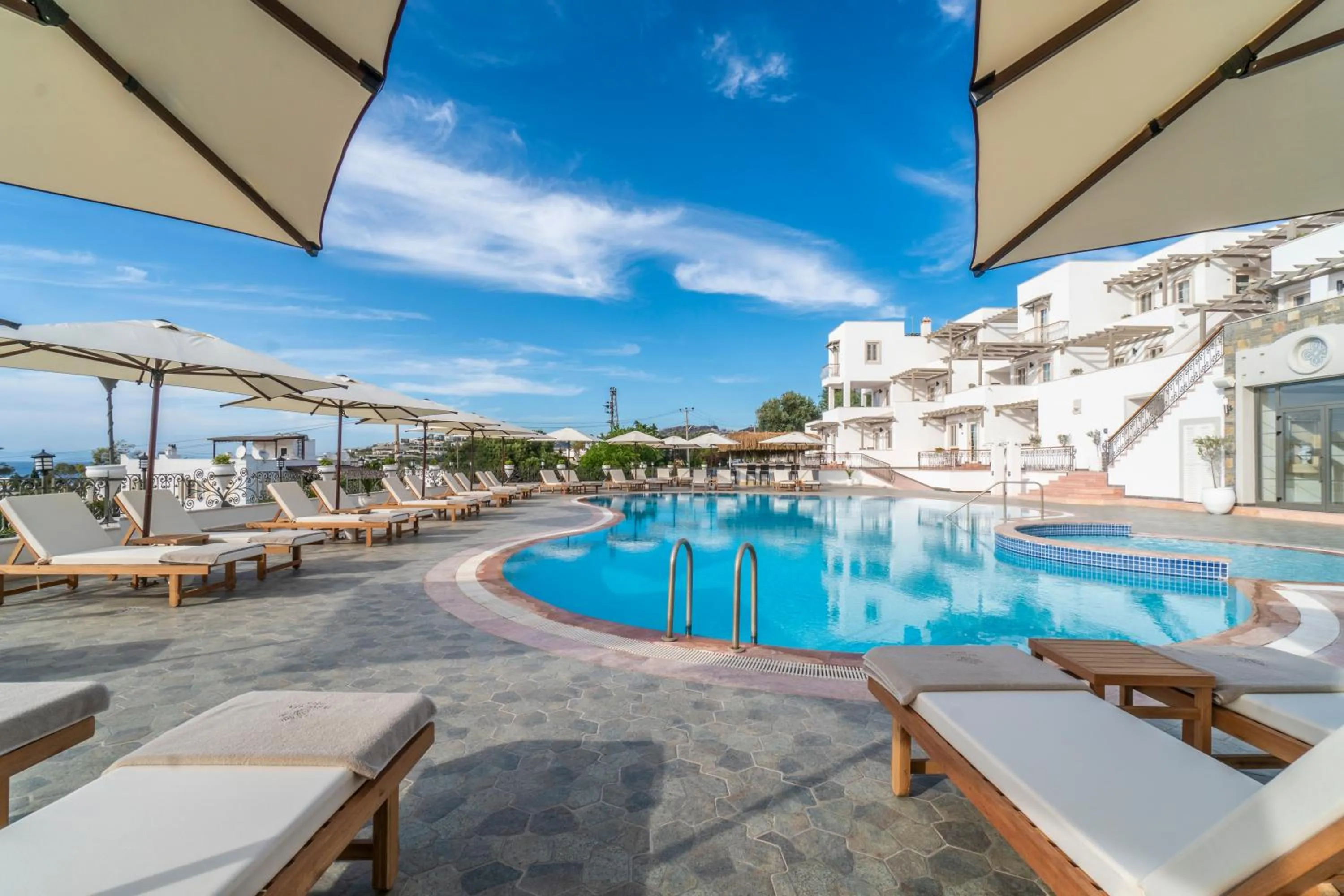 Swimming pool in Elementa Boutique Hotel - Adults Only