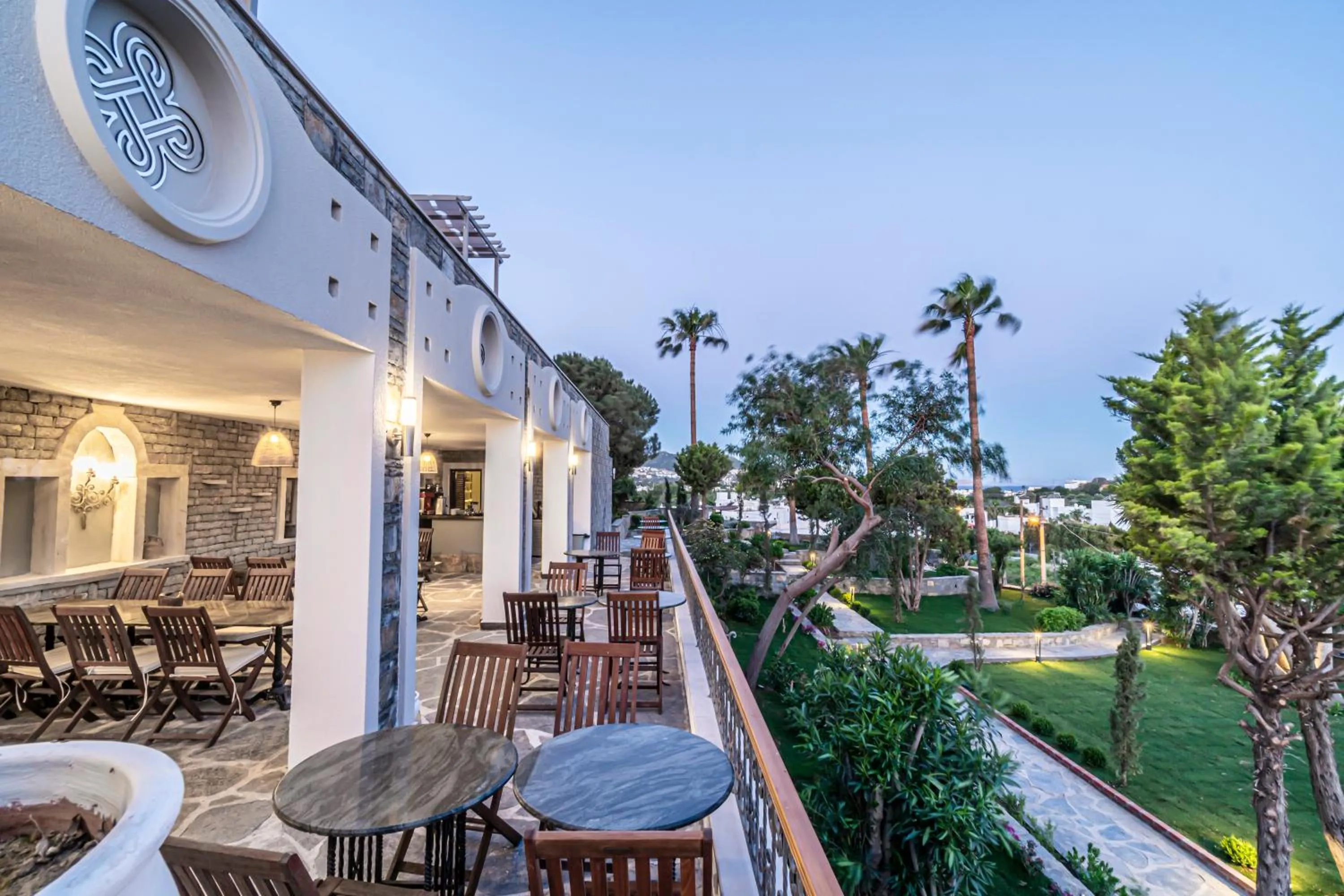 Patio in Elementa Boutique Hotel - Adults Only