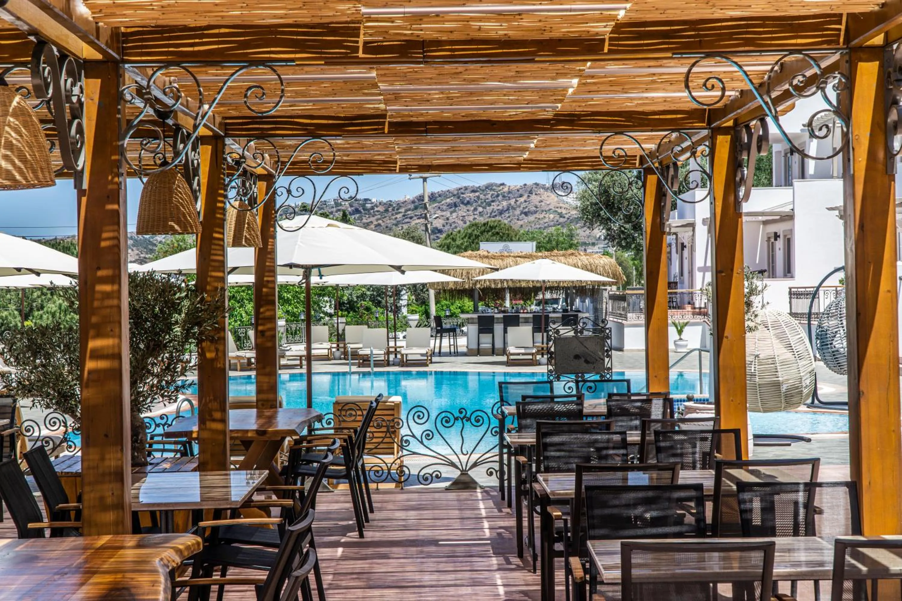 Restaurant/places to eat in Elementa Boutique Hotel - Adults Only