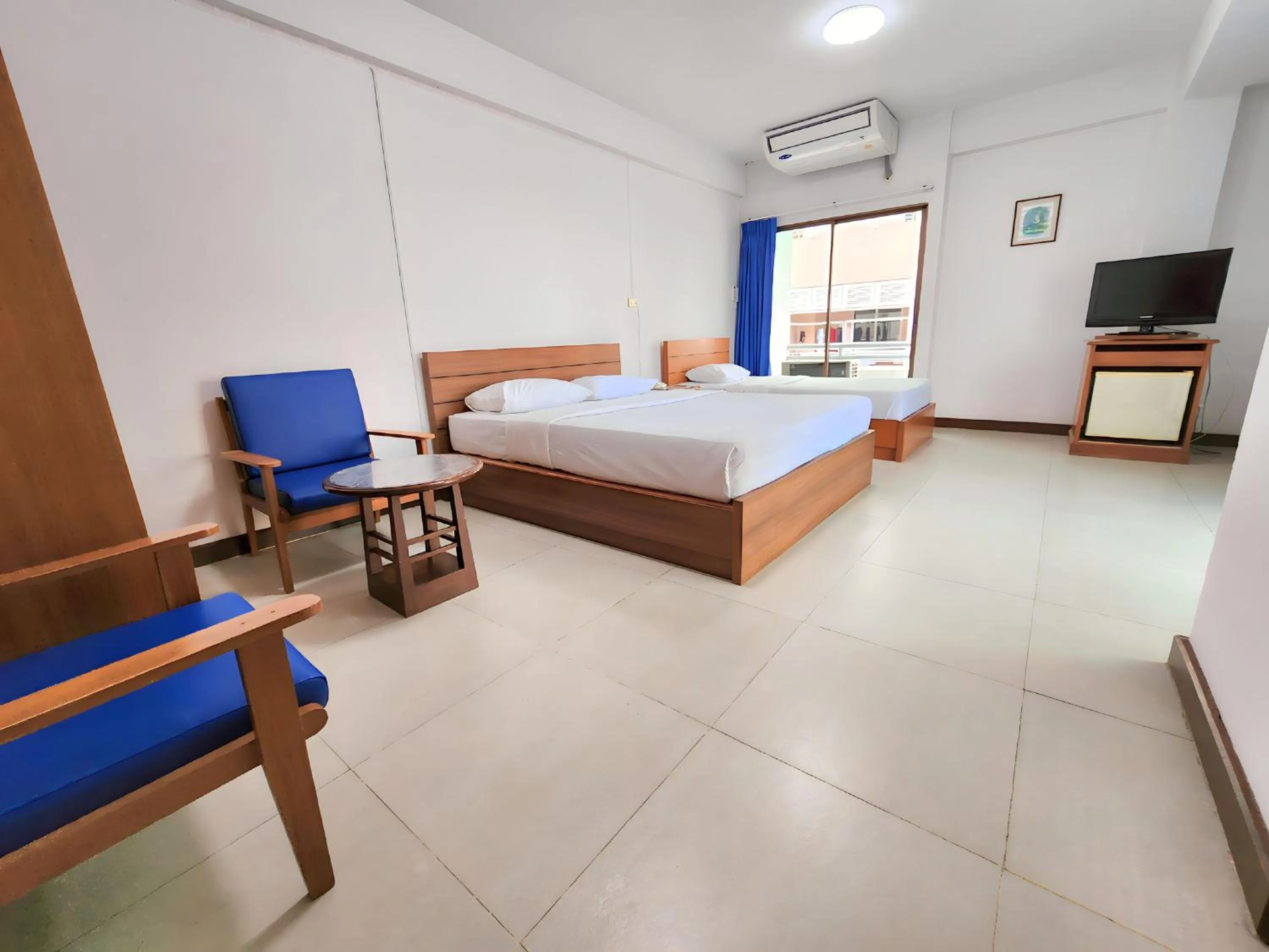 Bed in Siam Palace Hotel