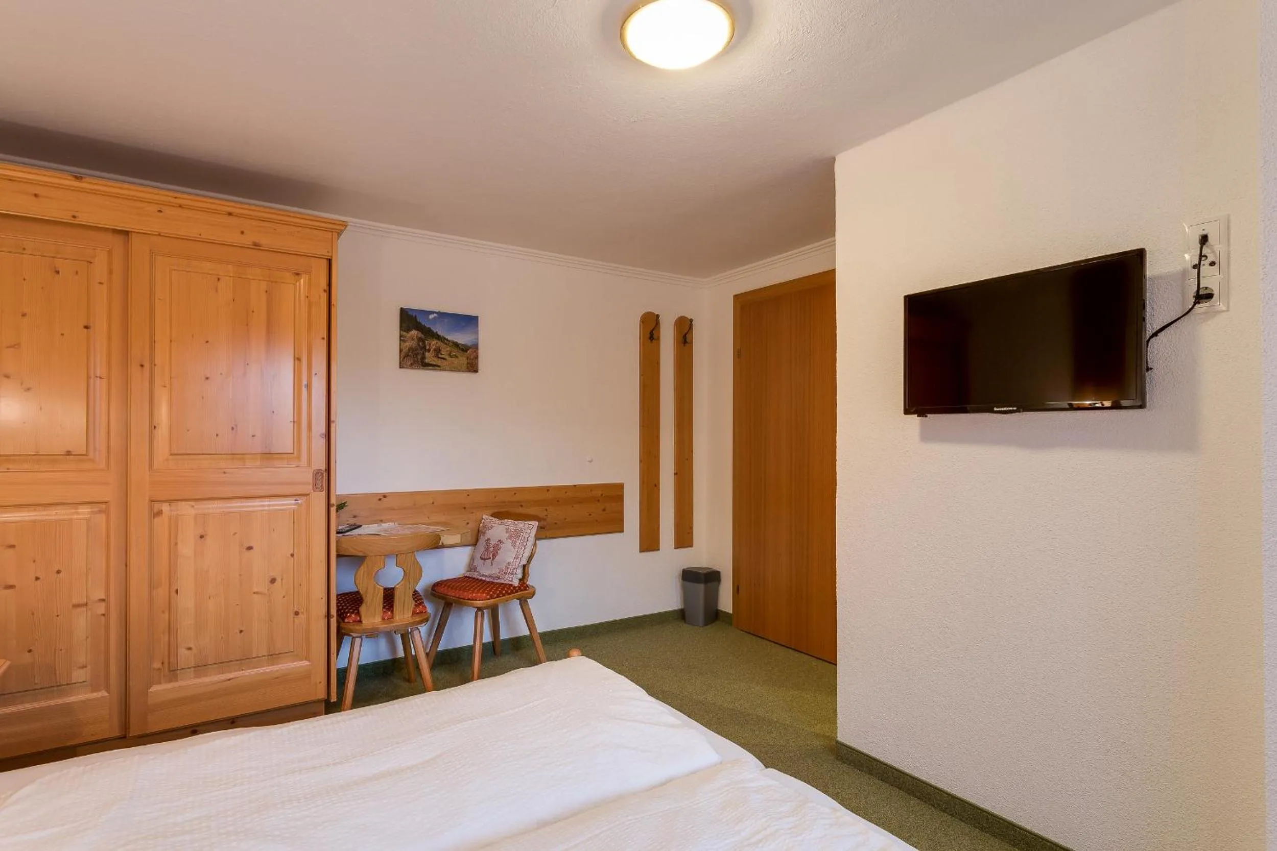 Decorative detail, Bed in Albert'n Haus