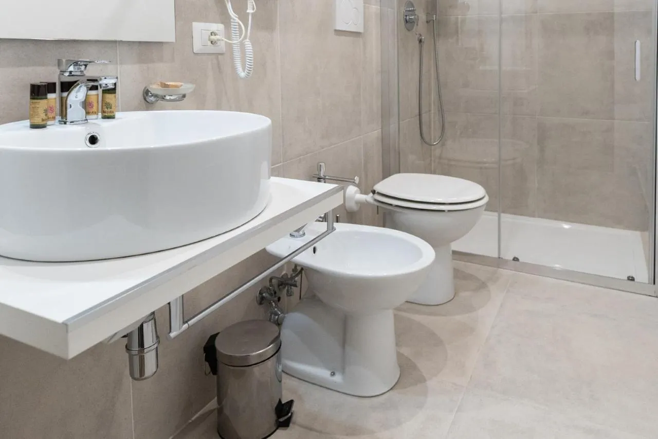 Bathroom in Khome Giardini Naxos