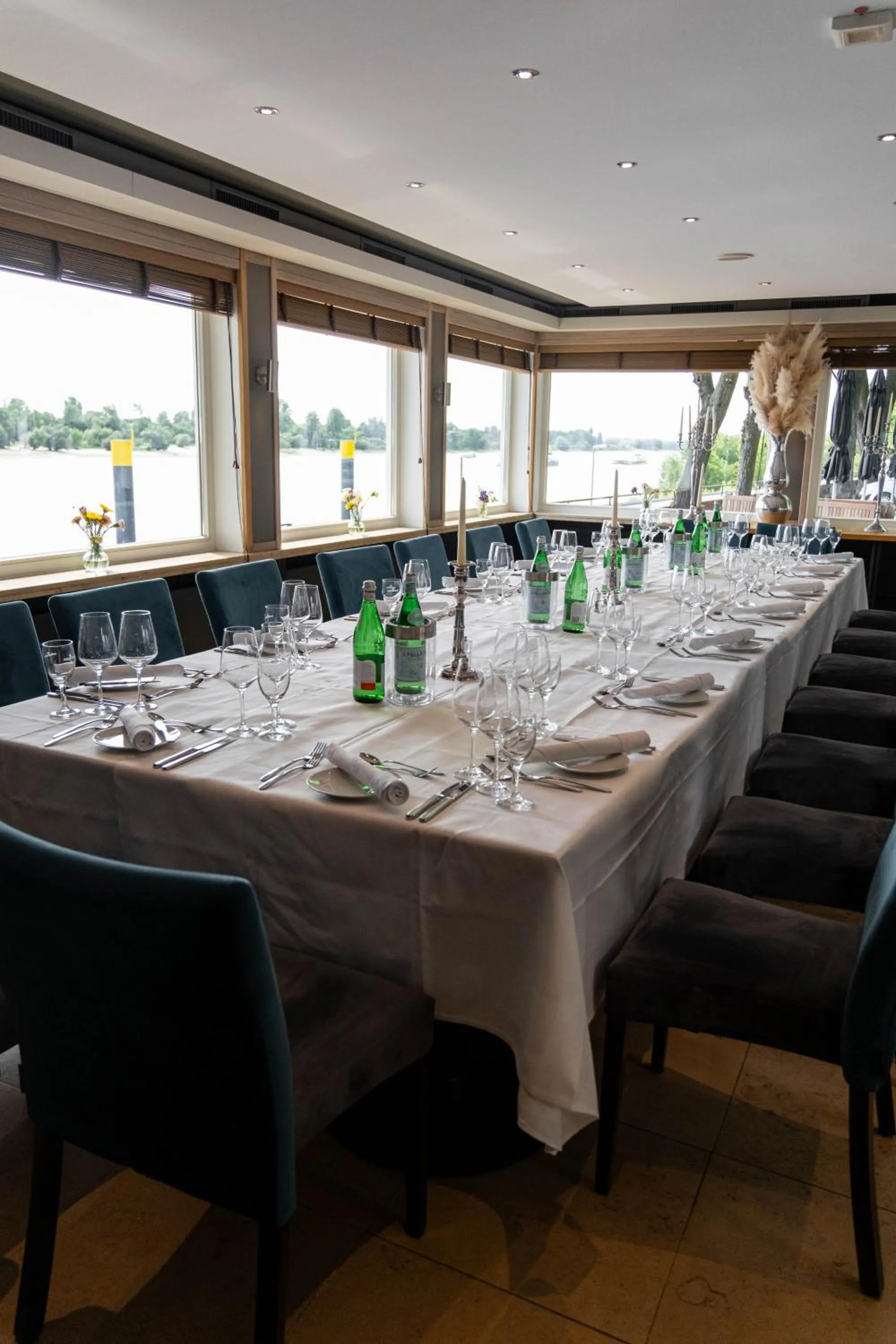 Restaurant/places to eat in Schnellenburg