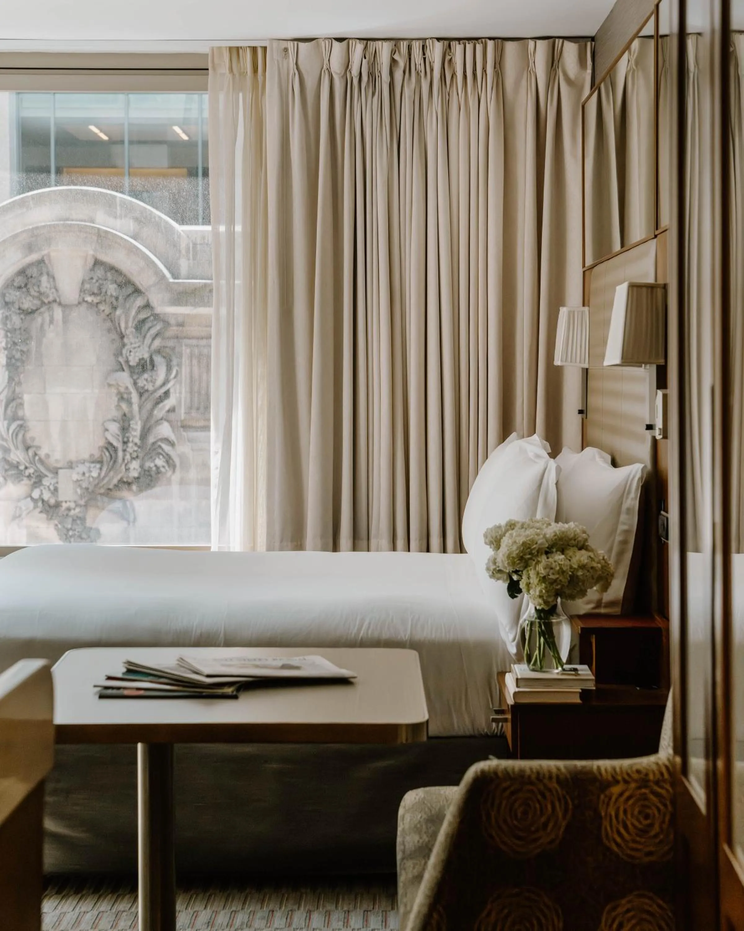 Bed in Club Quarters Hotel Grand Central, New York