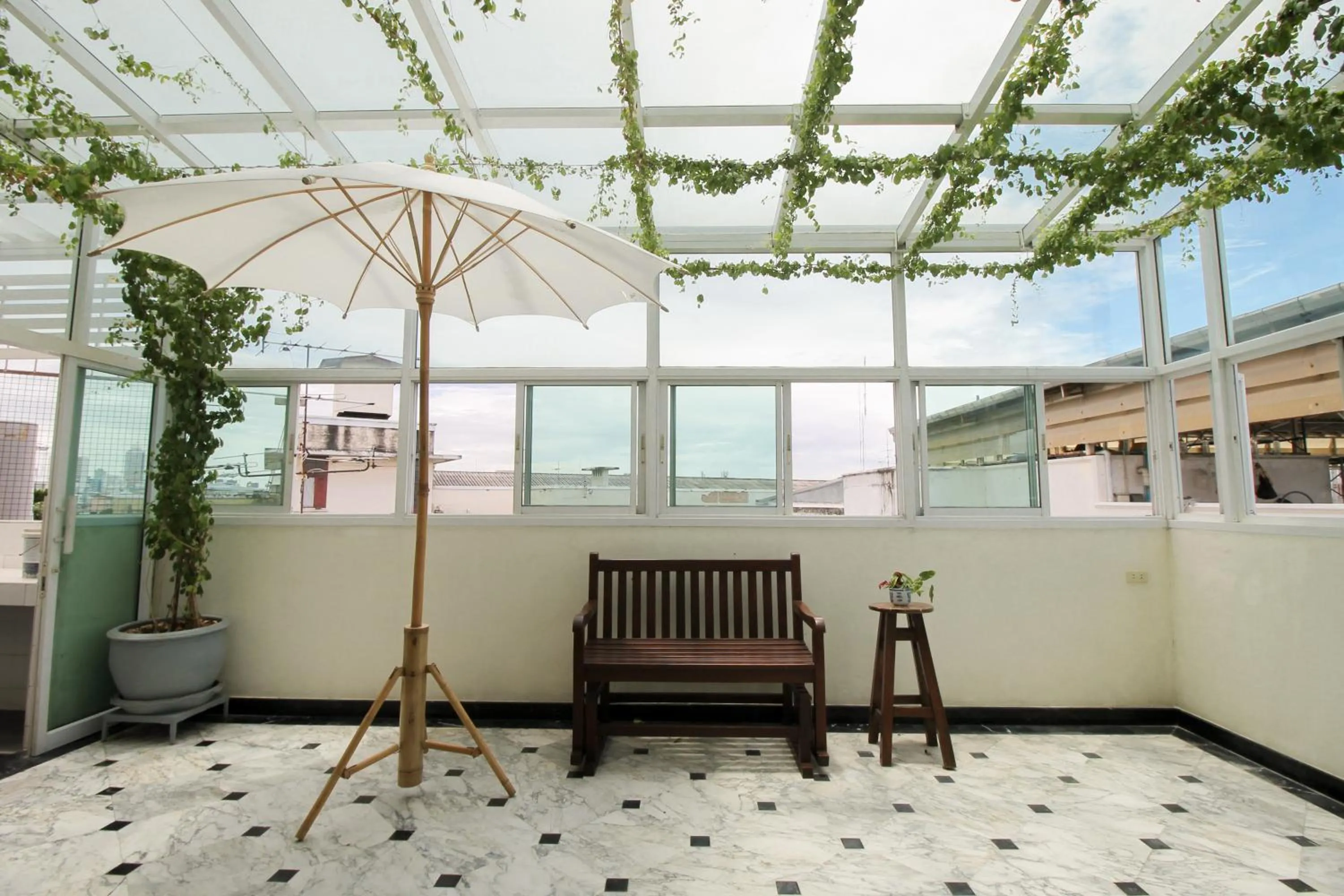 Balcony/Terrace in Sourire at Rattanakosin Island Hotel