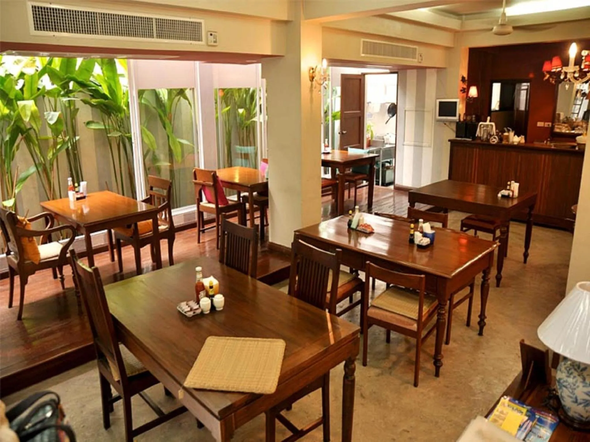 Restaurant/places to eat in Sourire at Rattanakosin Island Hotel