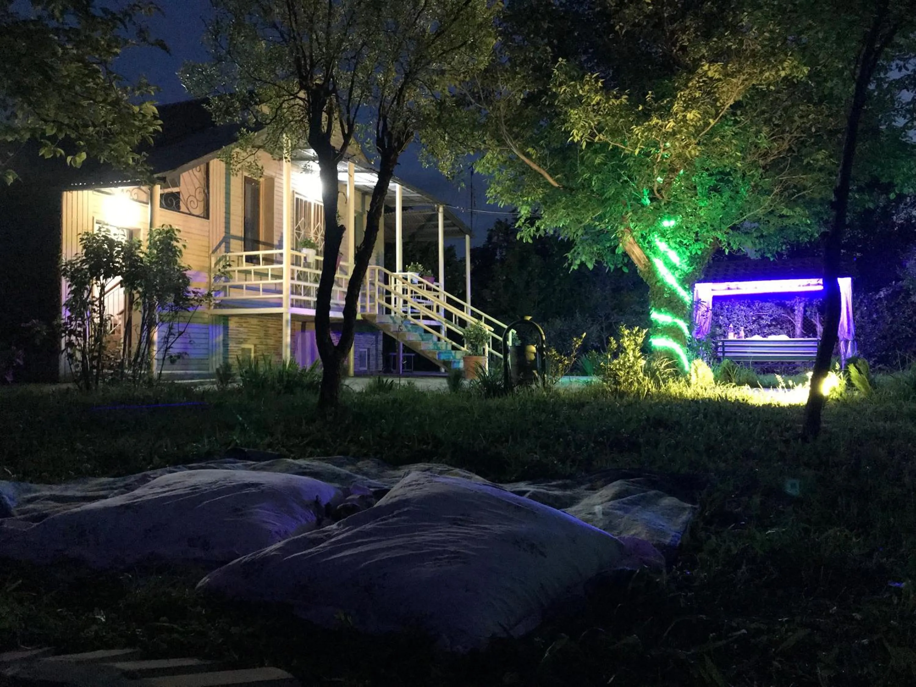 Garden in Sweet Memories