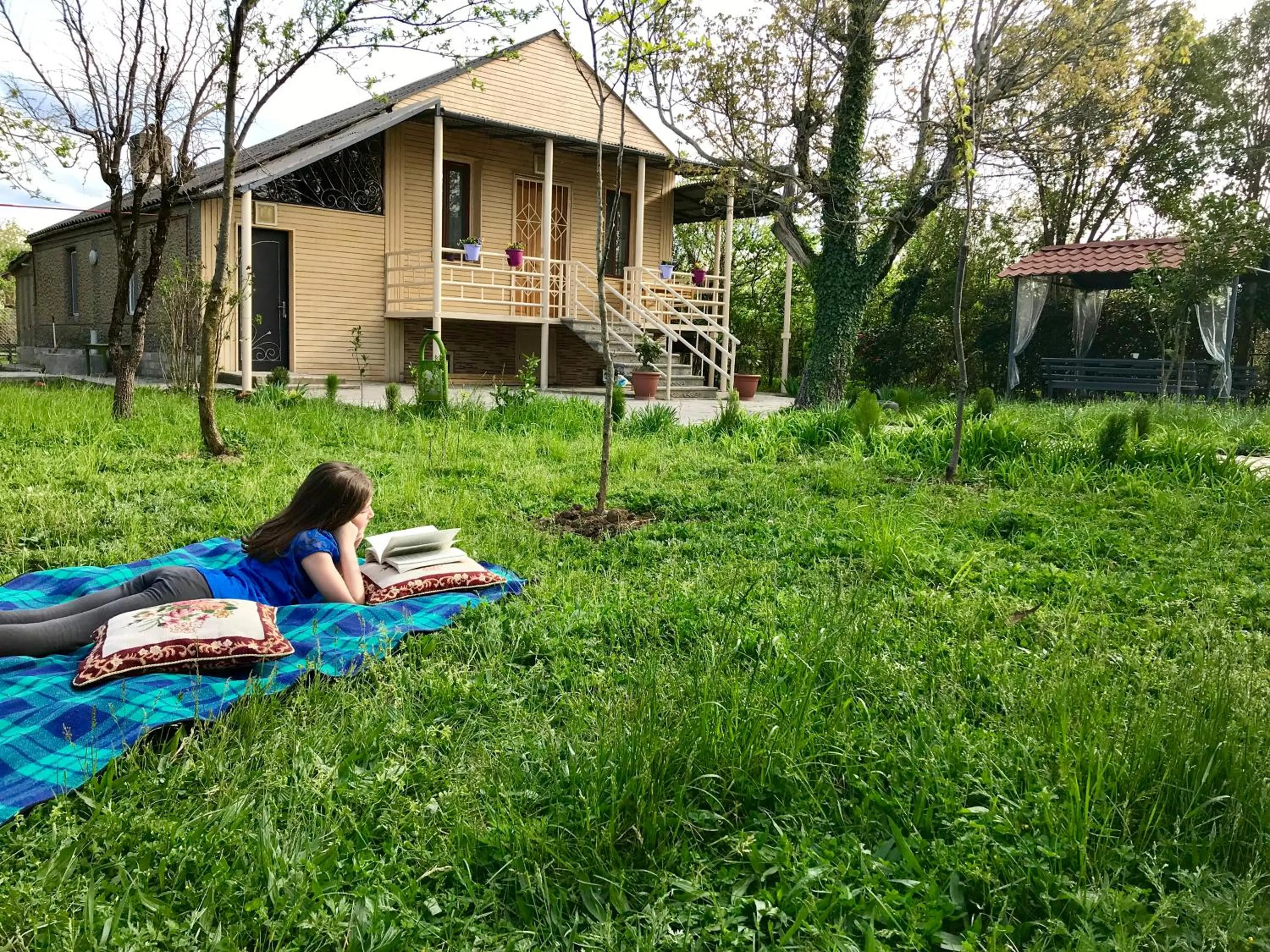 Garden in Sweet Memories