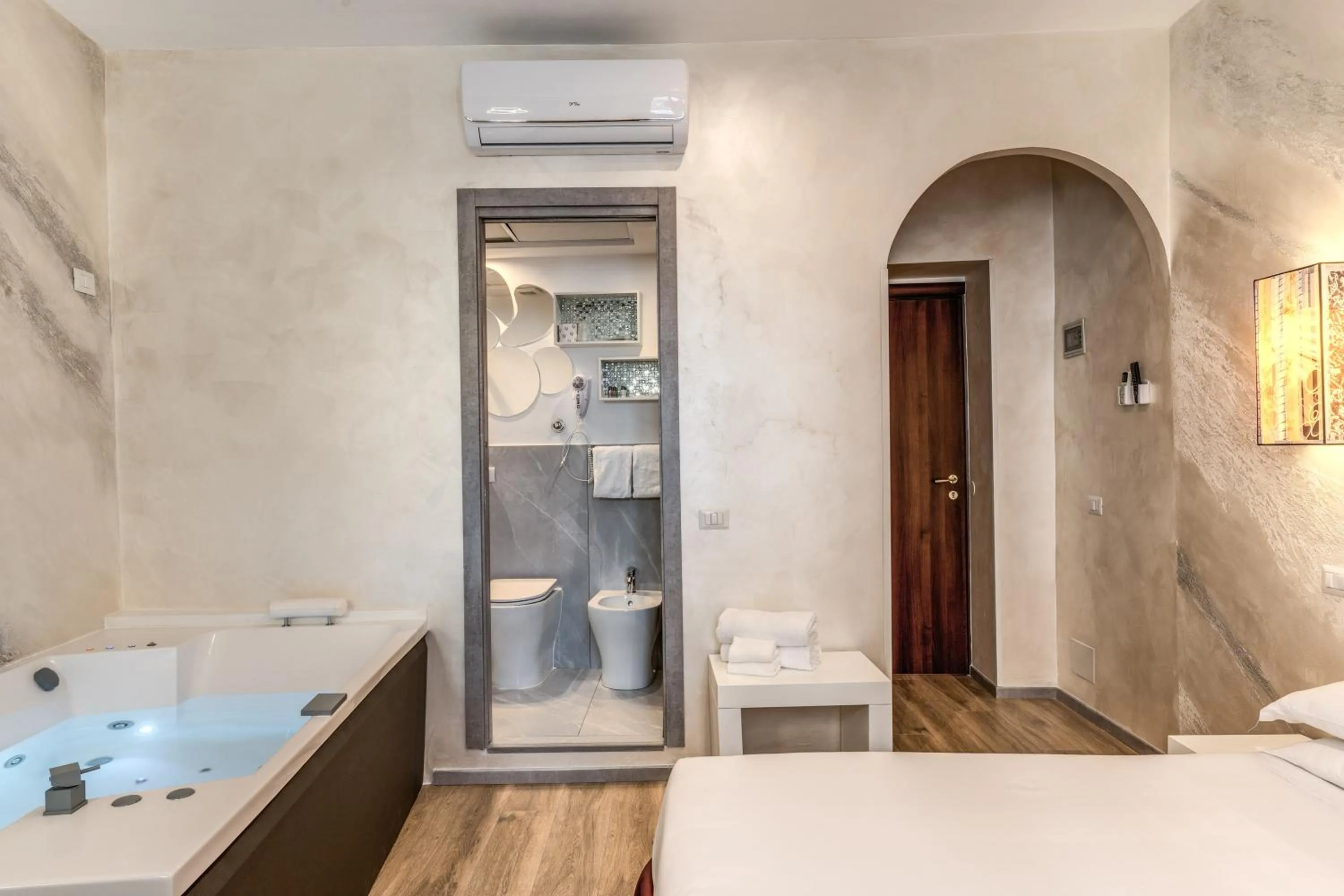 Photo of the whole room, Bed in Hotel Santa Prassede