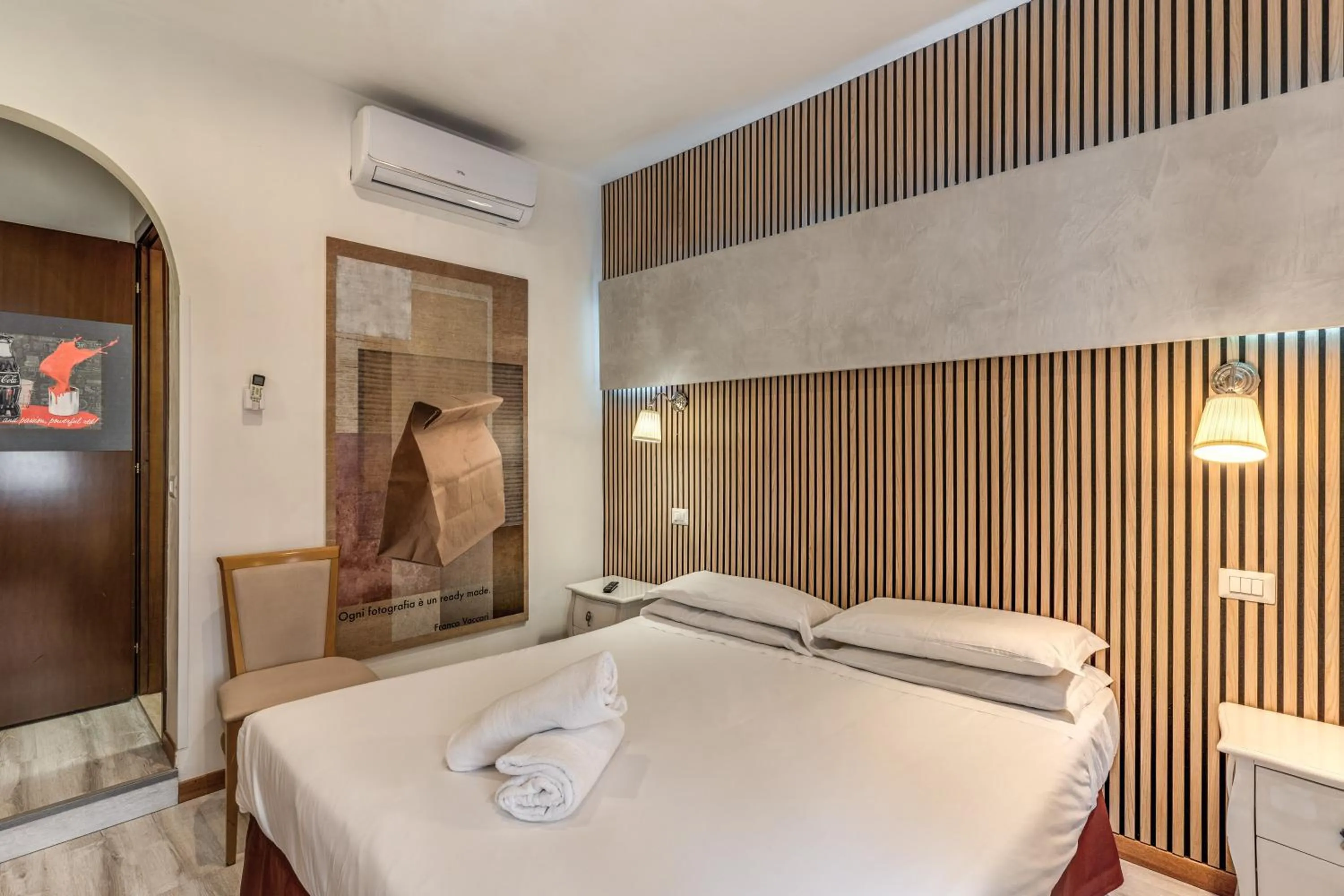 Photo of the whole room, Bed in Hotel Santa Prassede