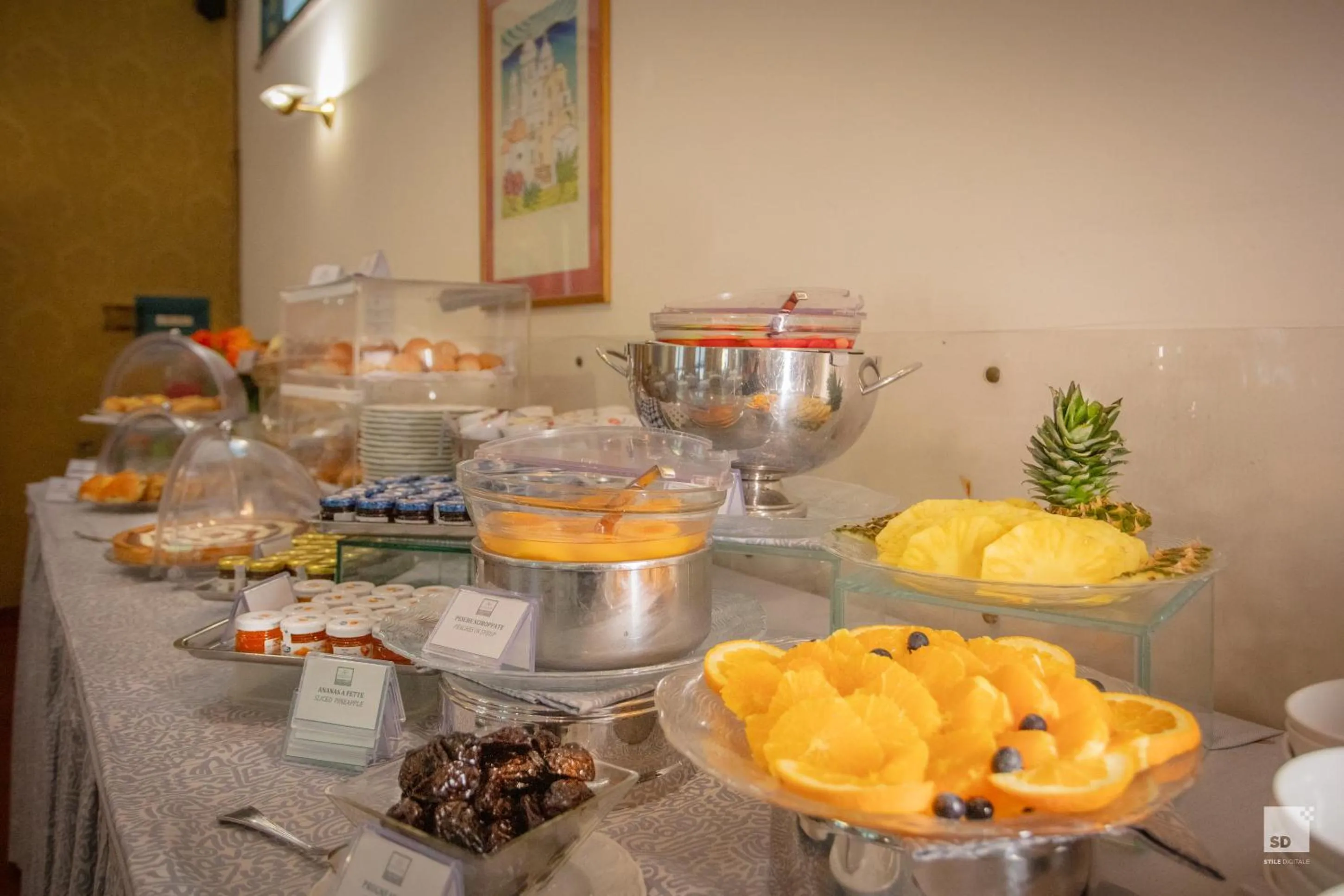 Buffet breakfast in Aldrovandi Residence City Suites