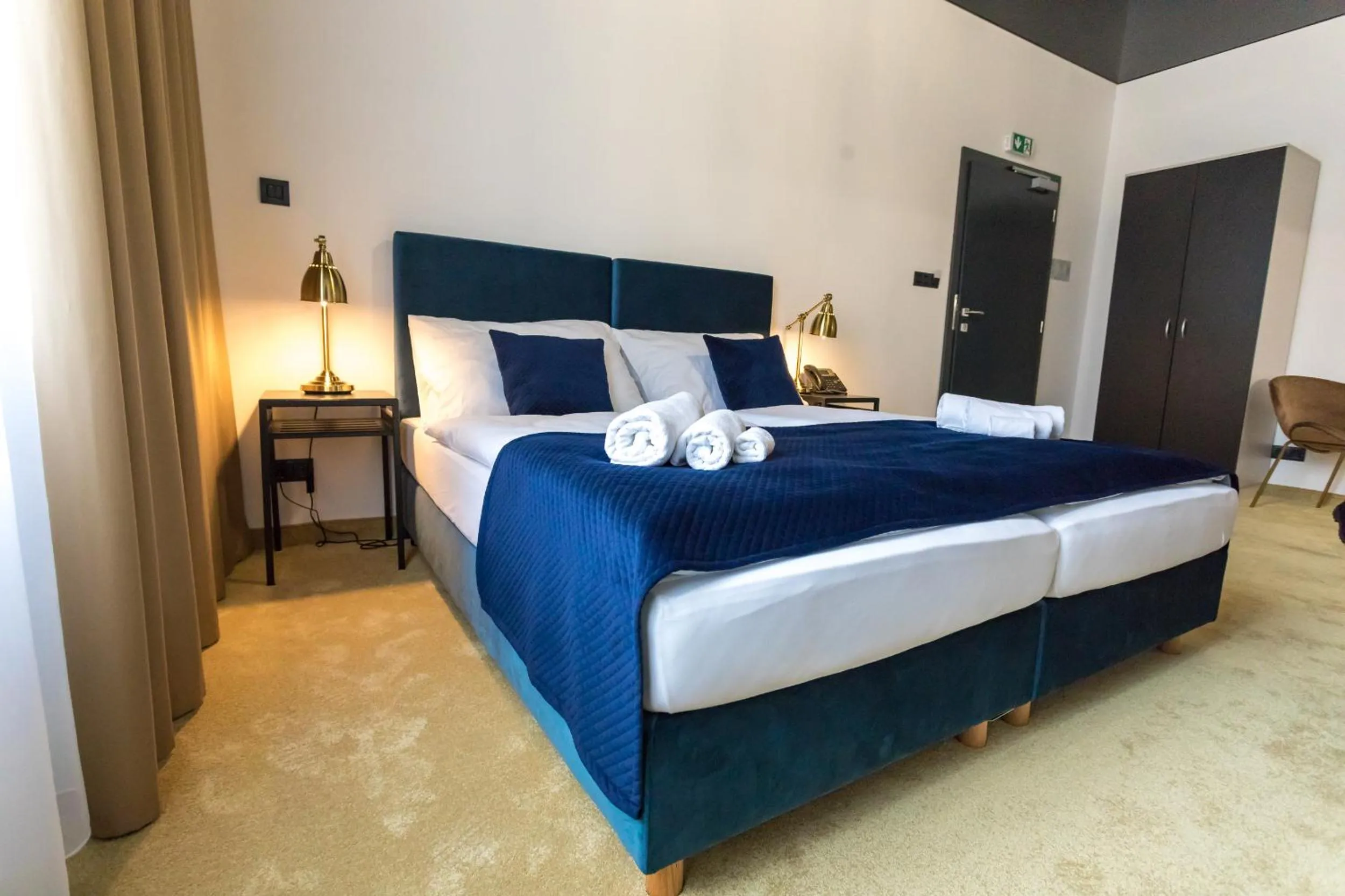 Photo of the whole room, Bed in Apart Hotel GOLDEN apartments