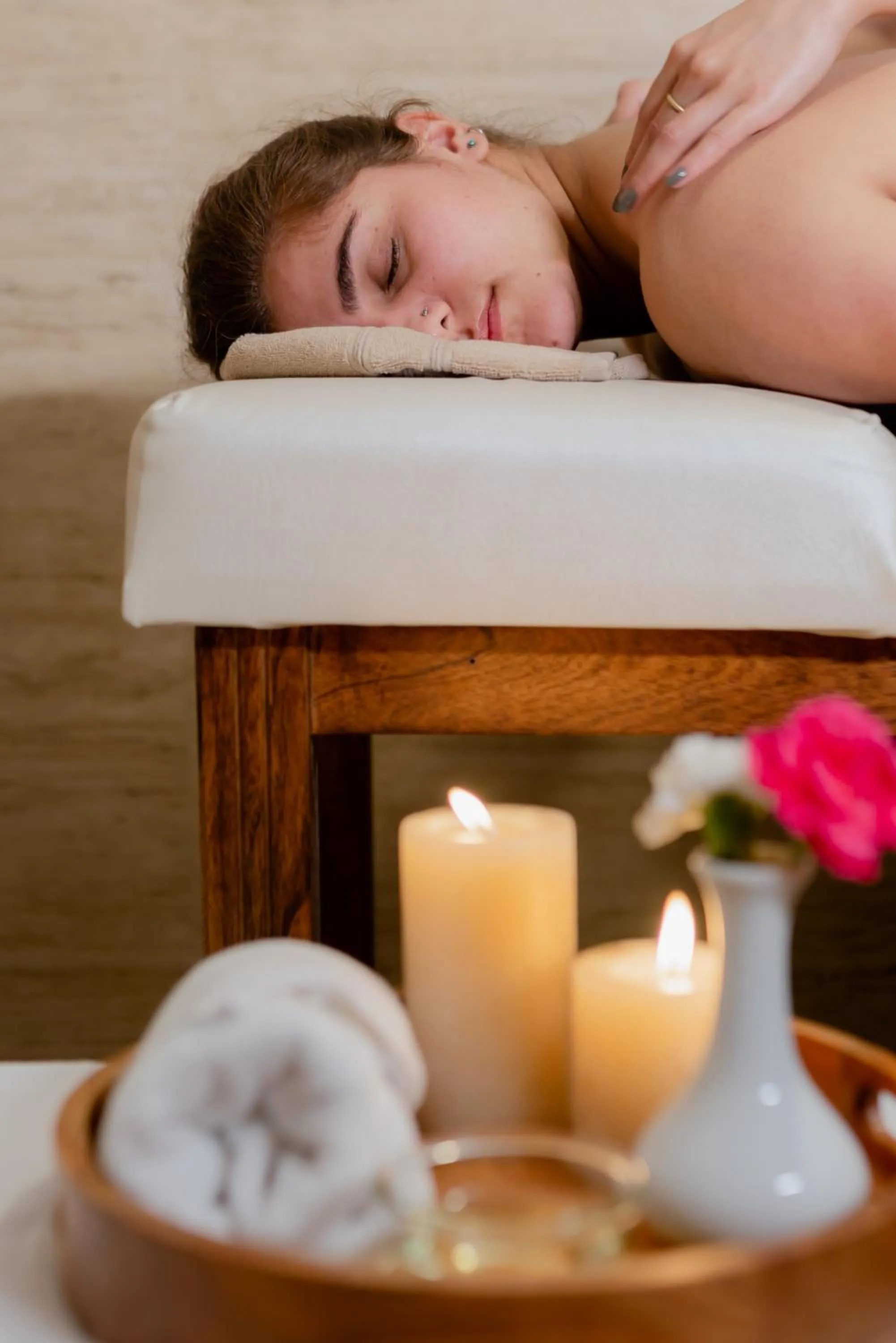 Spa and wellness centre/facilities in 8fold by LaRiSa