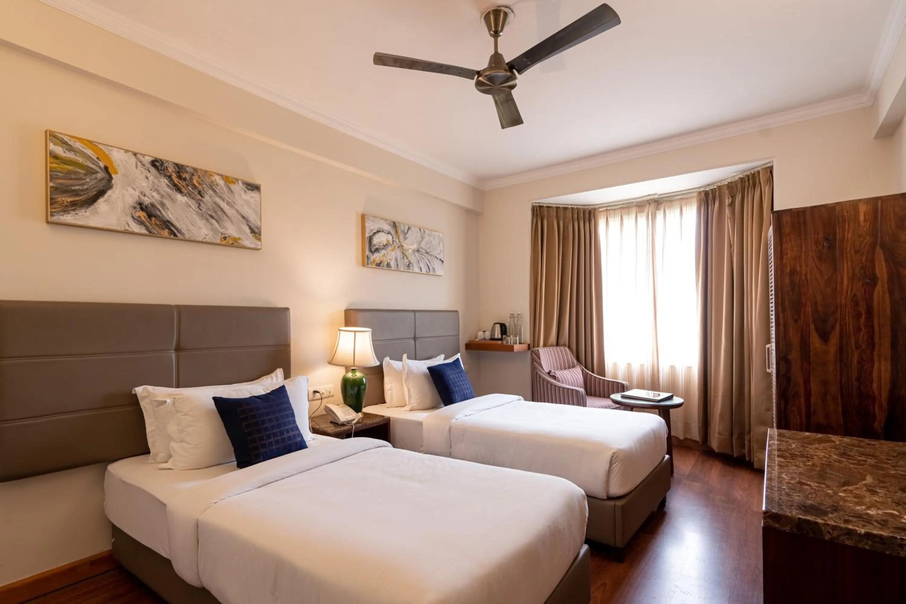 Bedroom, Bed in 8fold by LaRiSa