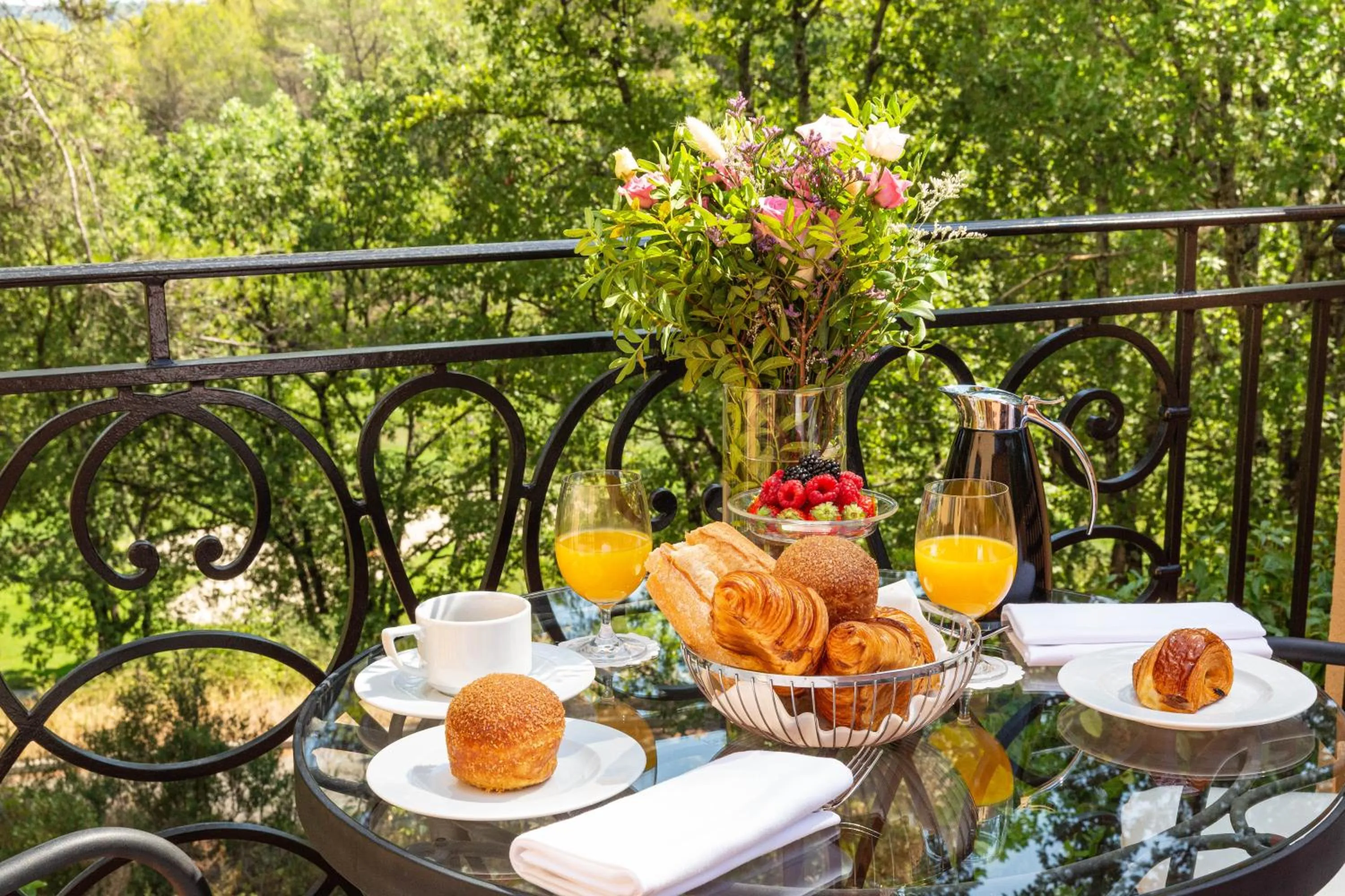 Breakfast in Terre Blanche Hotel Spa Golf Resort