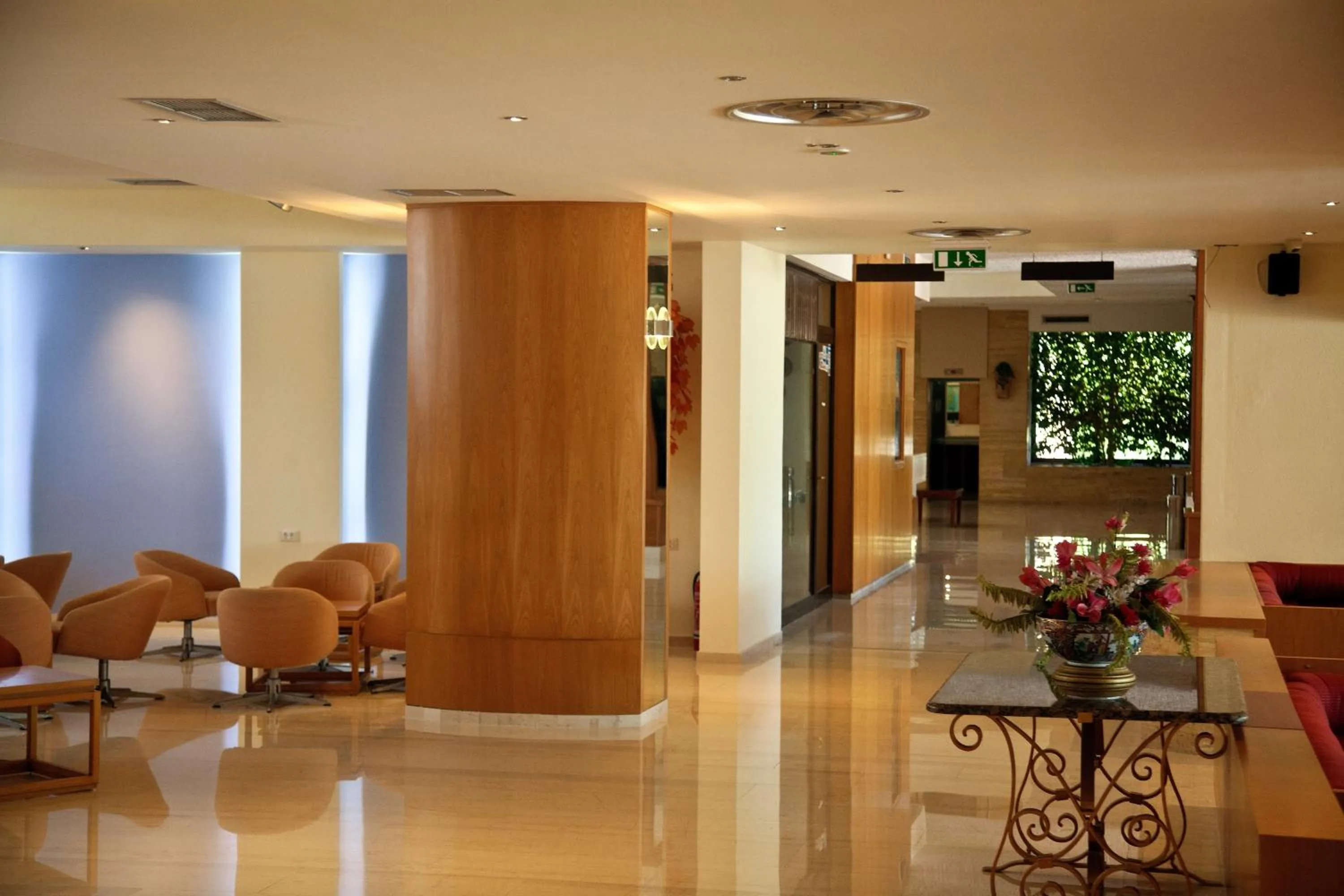 Lobby or reception in Blue Horizon