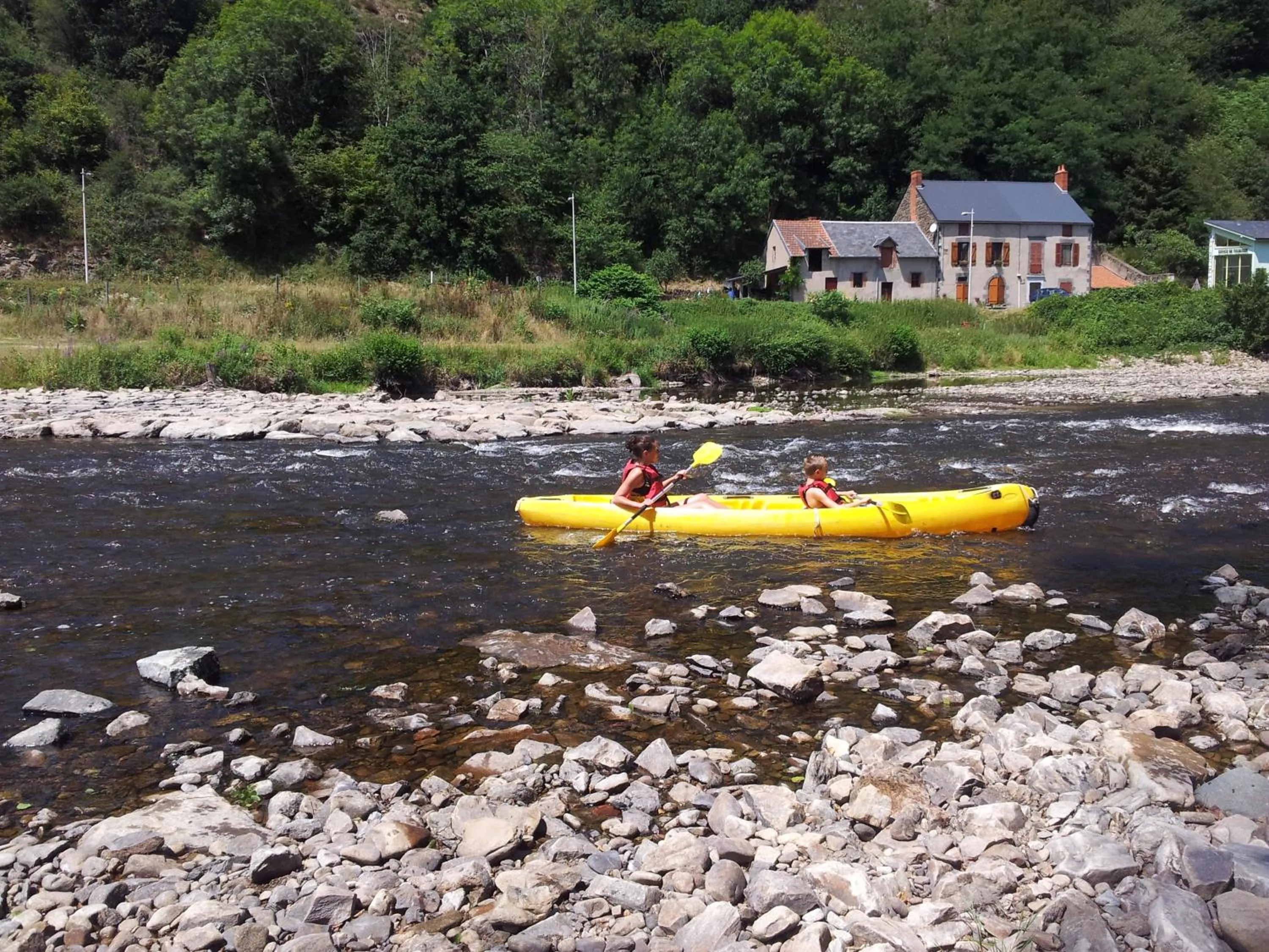 Canoeing in B&B Maison Coralie