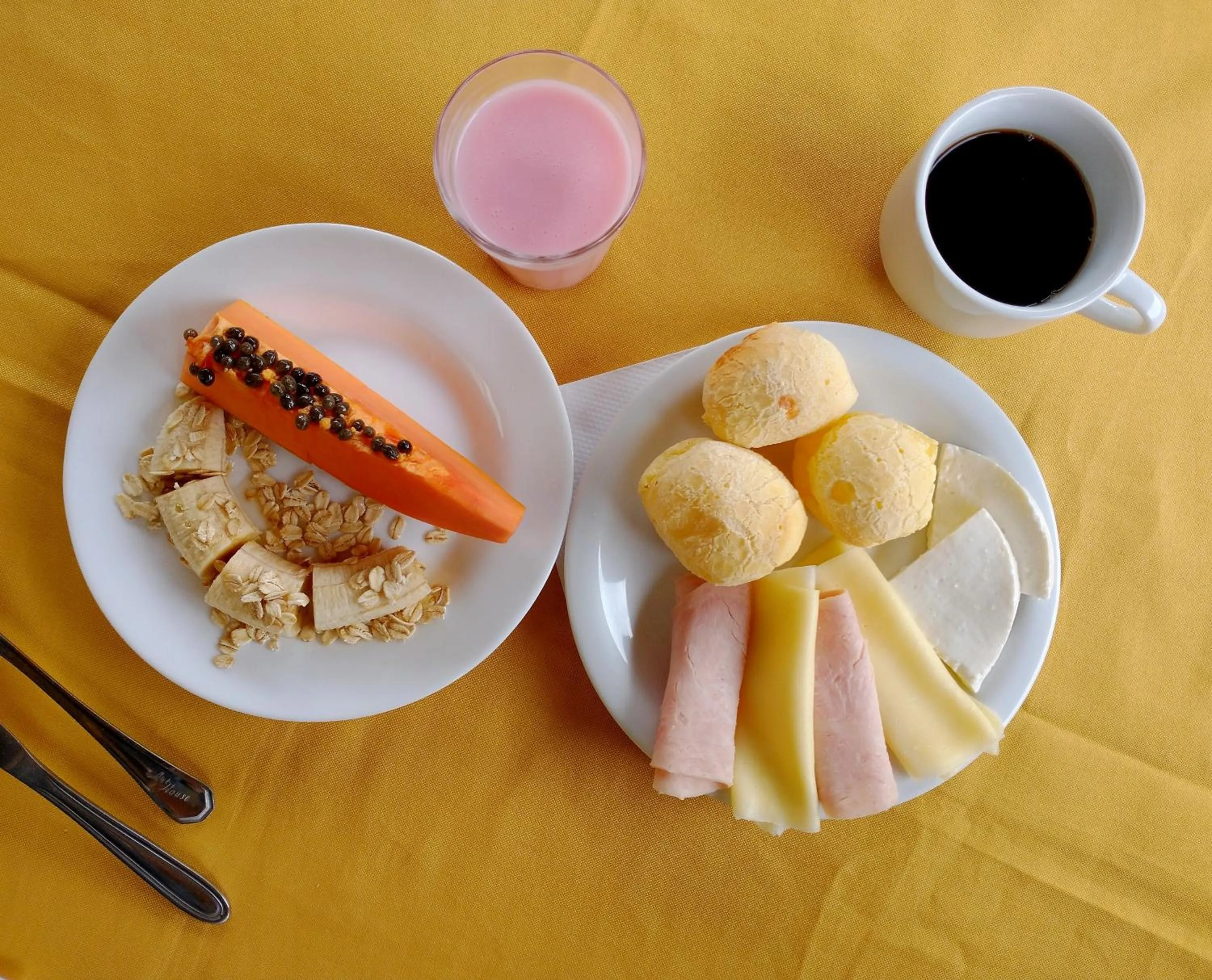 Breakfast in Hotel Santiago