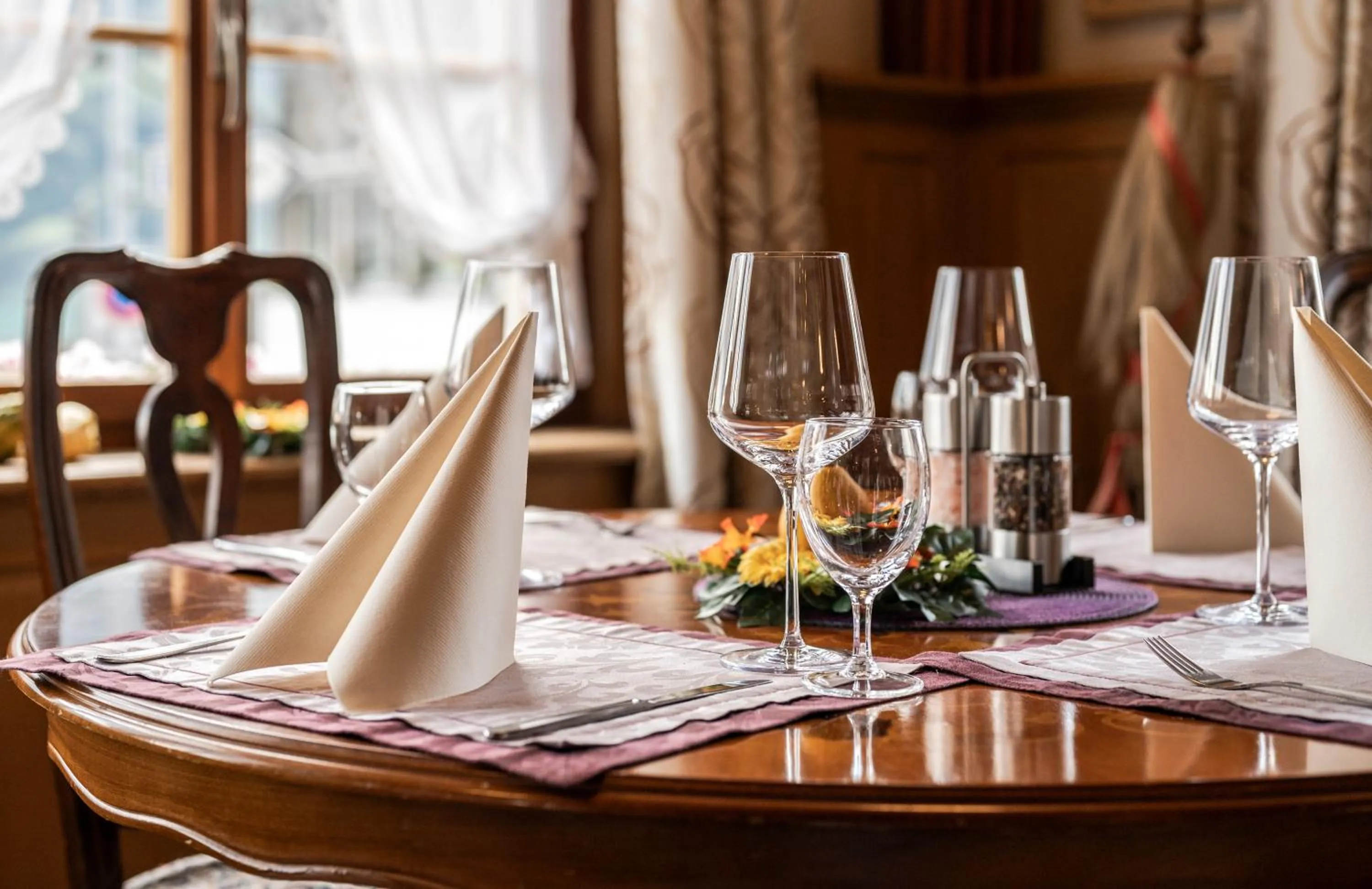 Restaurant/places to eat in Hotel Weisses Kreuz