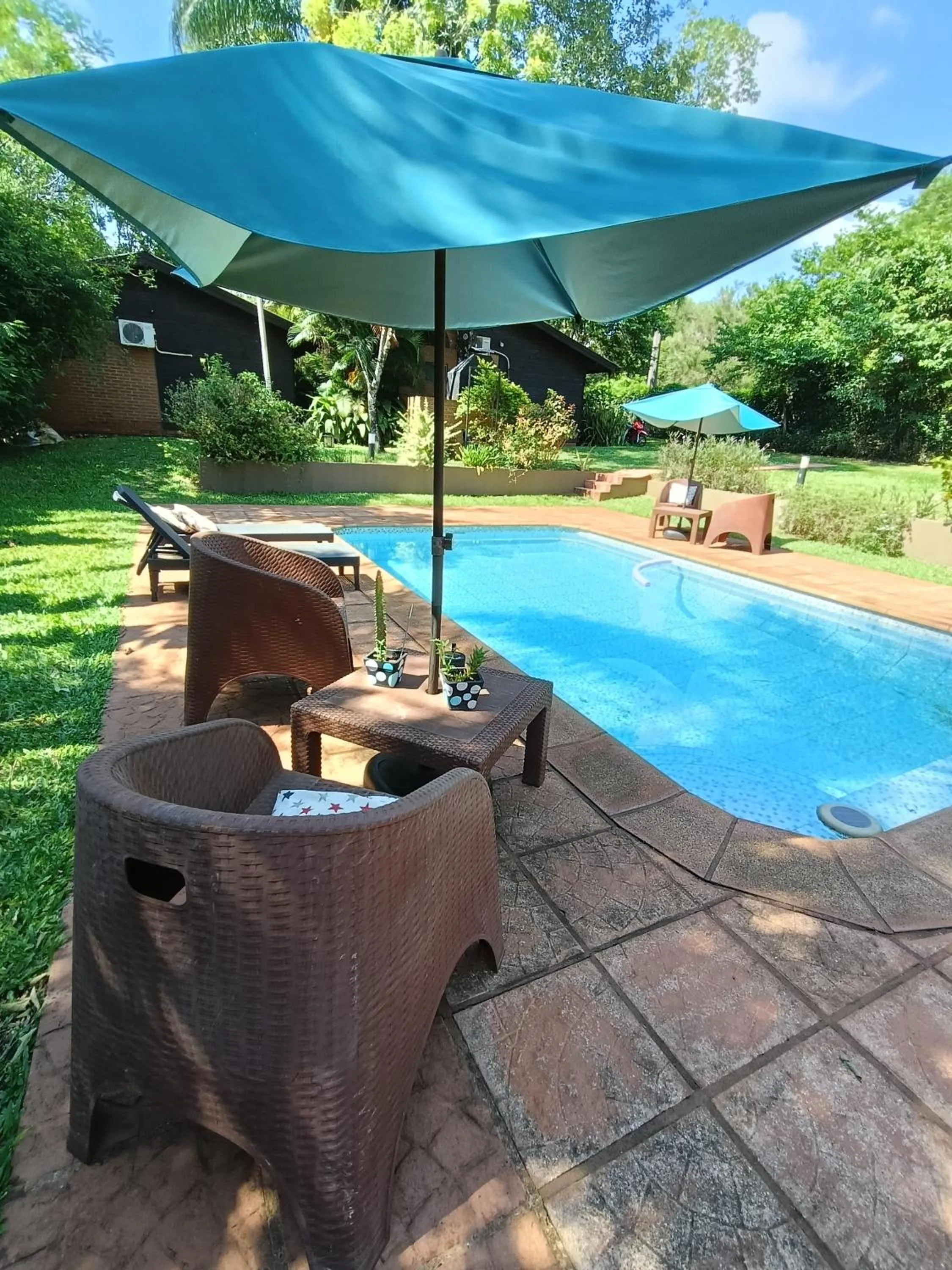 Pool view in El Descanso Iguazú by DOT Cabana