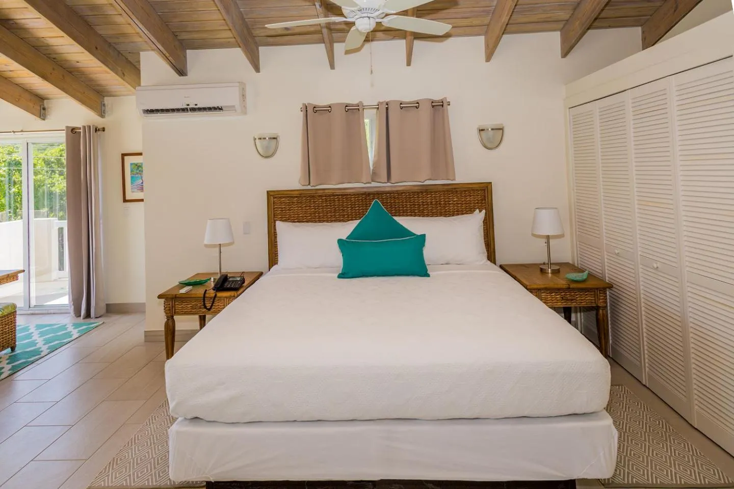 Bed in Mount Nevis Hotel