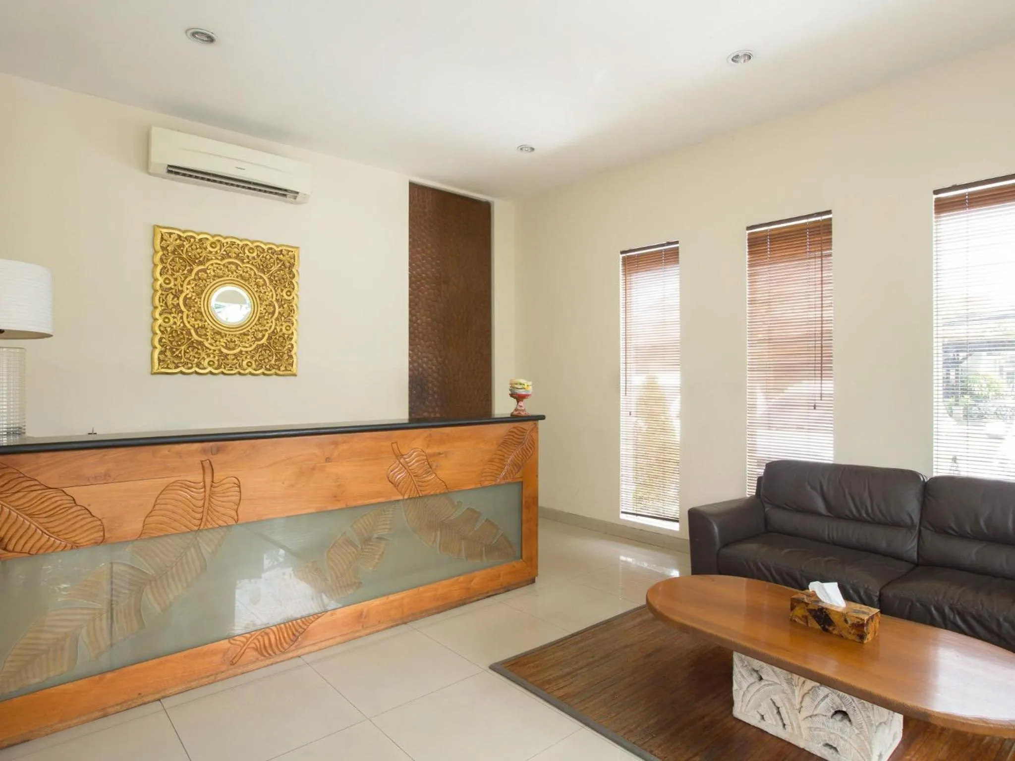 Library in DISINI Luxury Spa Villas-CHSE Certified