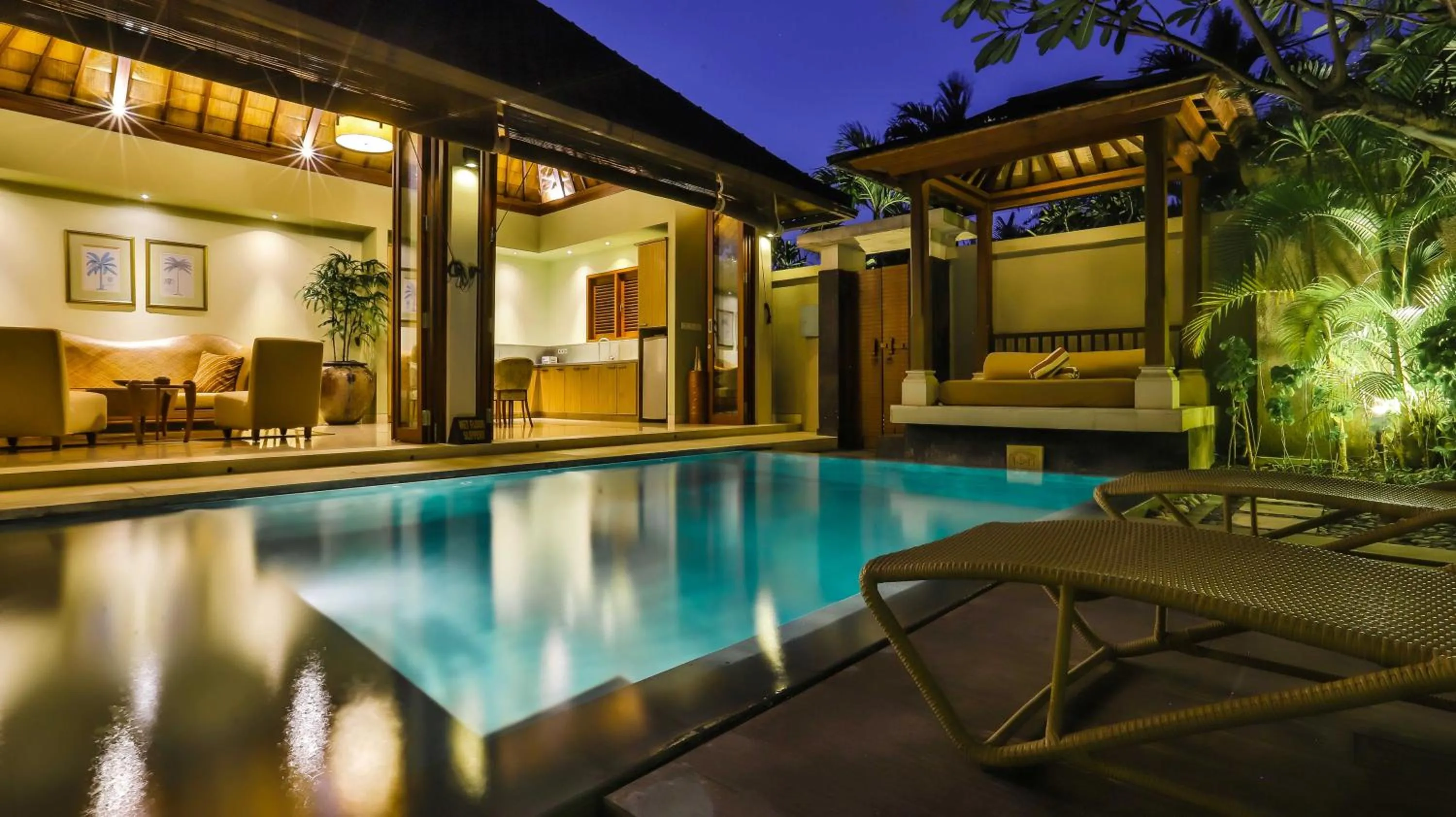 Swimming pool in DISINI Luxury Spa Villas-CHSE Certified