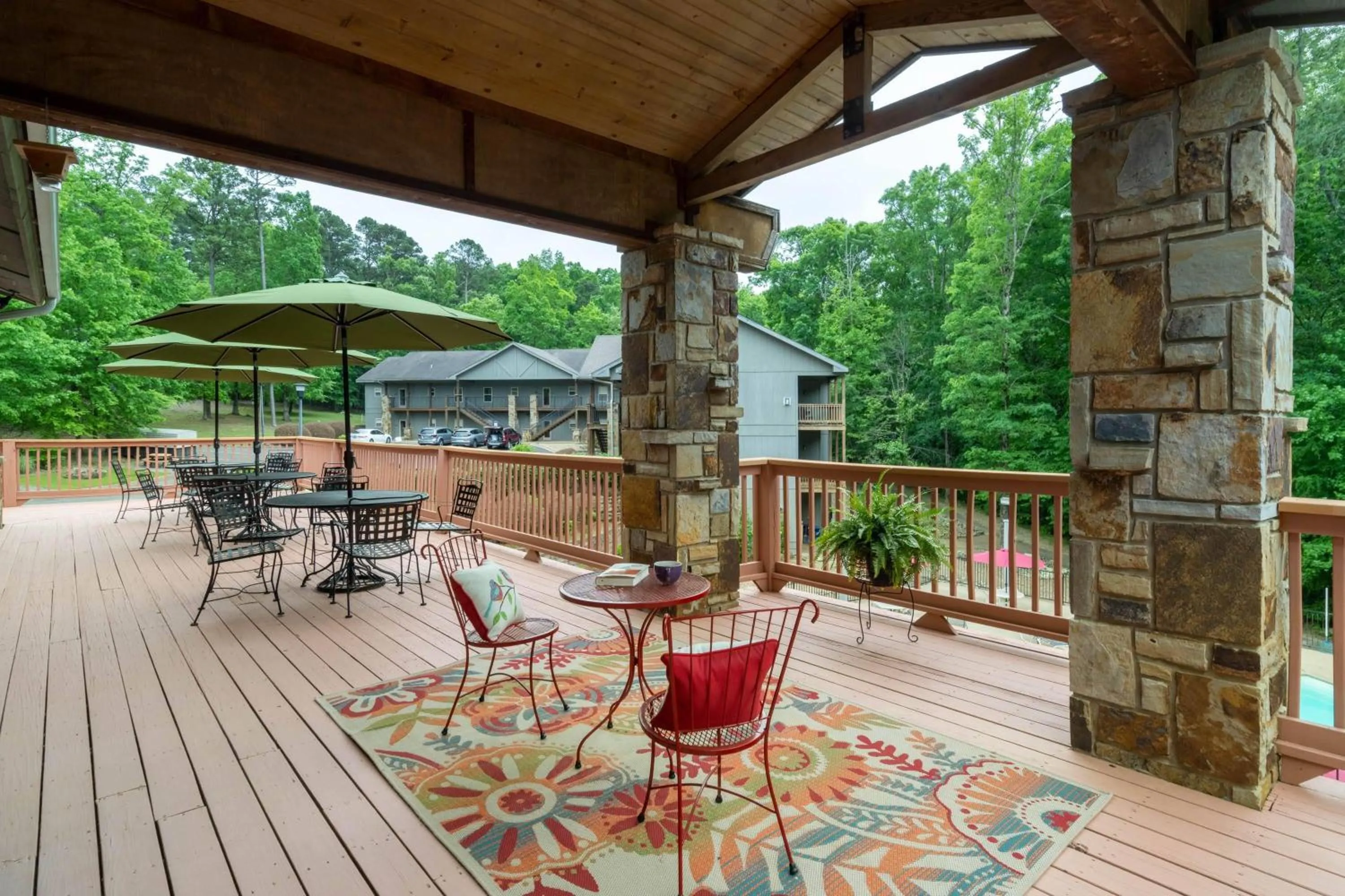 Inner courtyard view in Los Lagos at Hot Springs Village a Ramada by Wyndham
