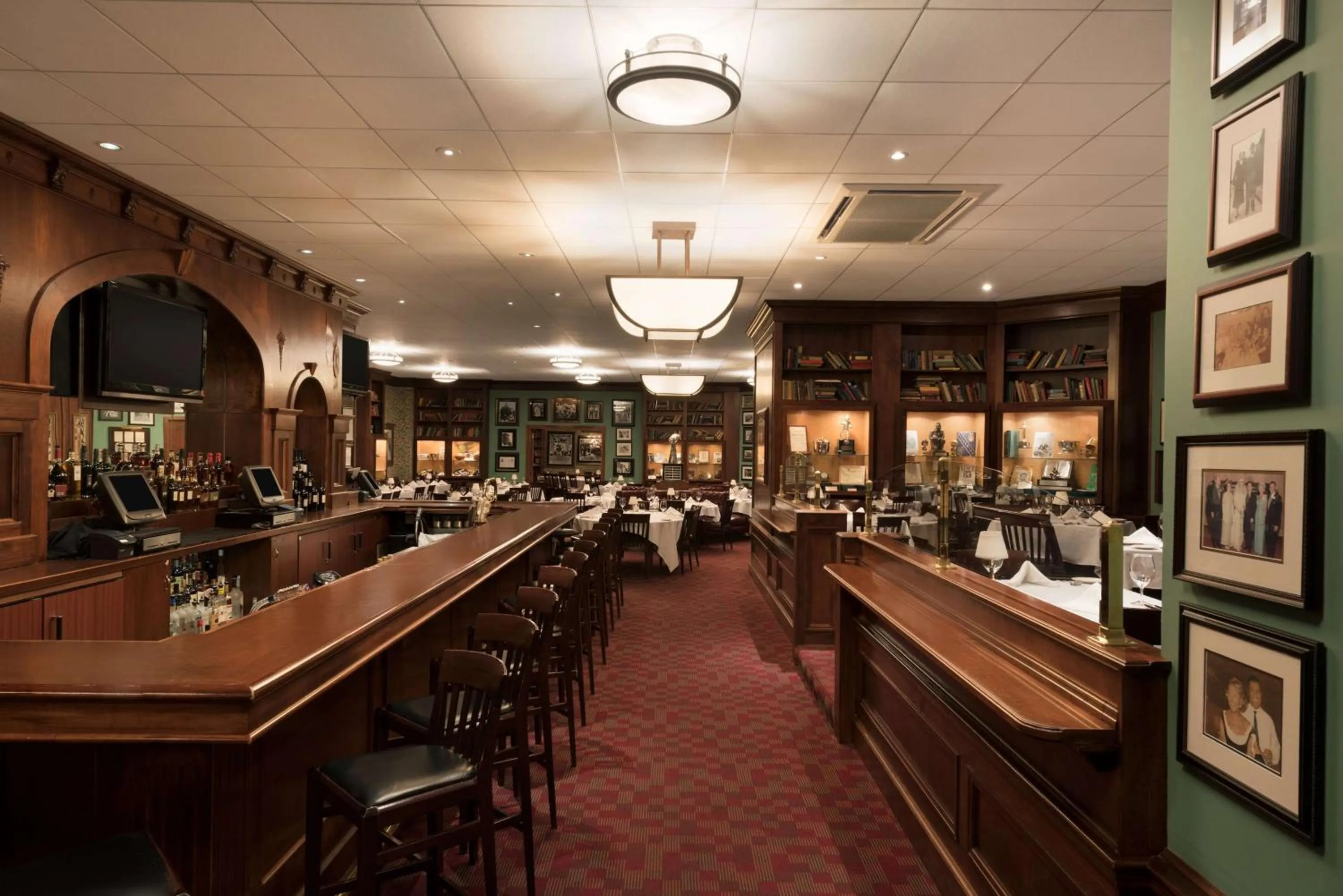 Restaurant/places to eat in Hilton Appleton Paper Valley