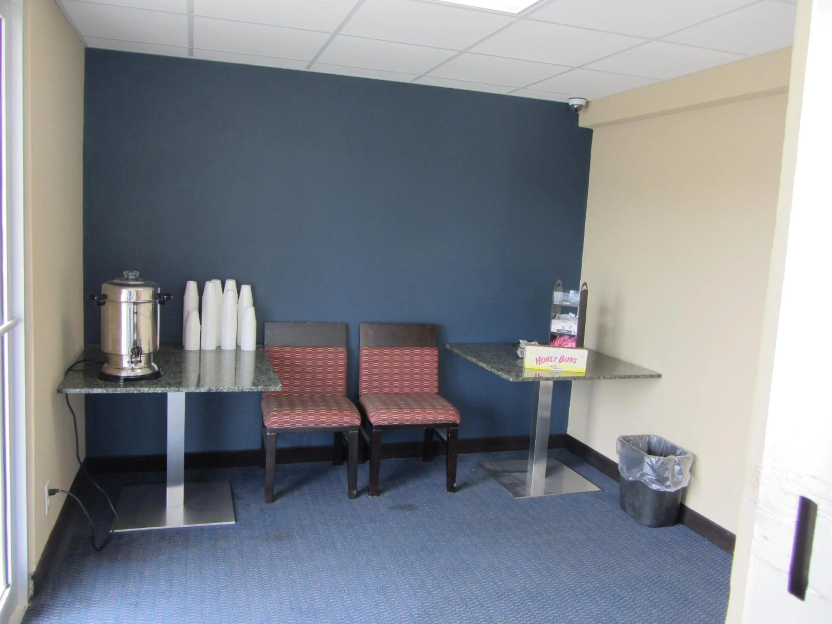 Restaurant/places to eat in Motel One