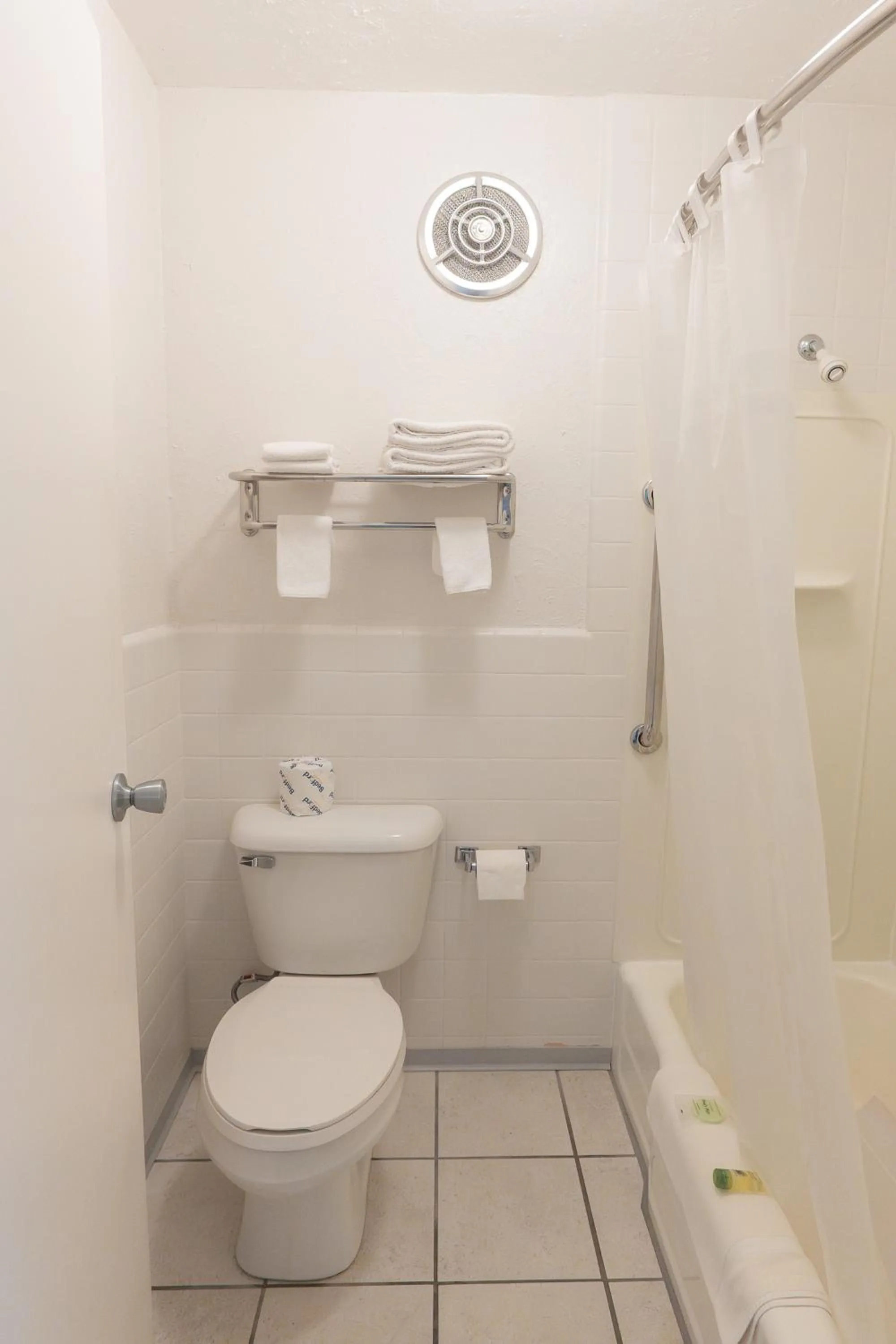 Bathroom in Hills Inn