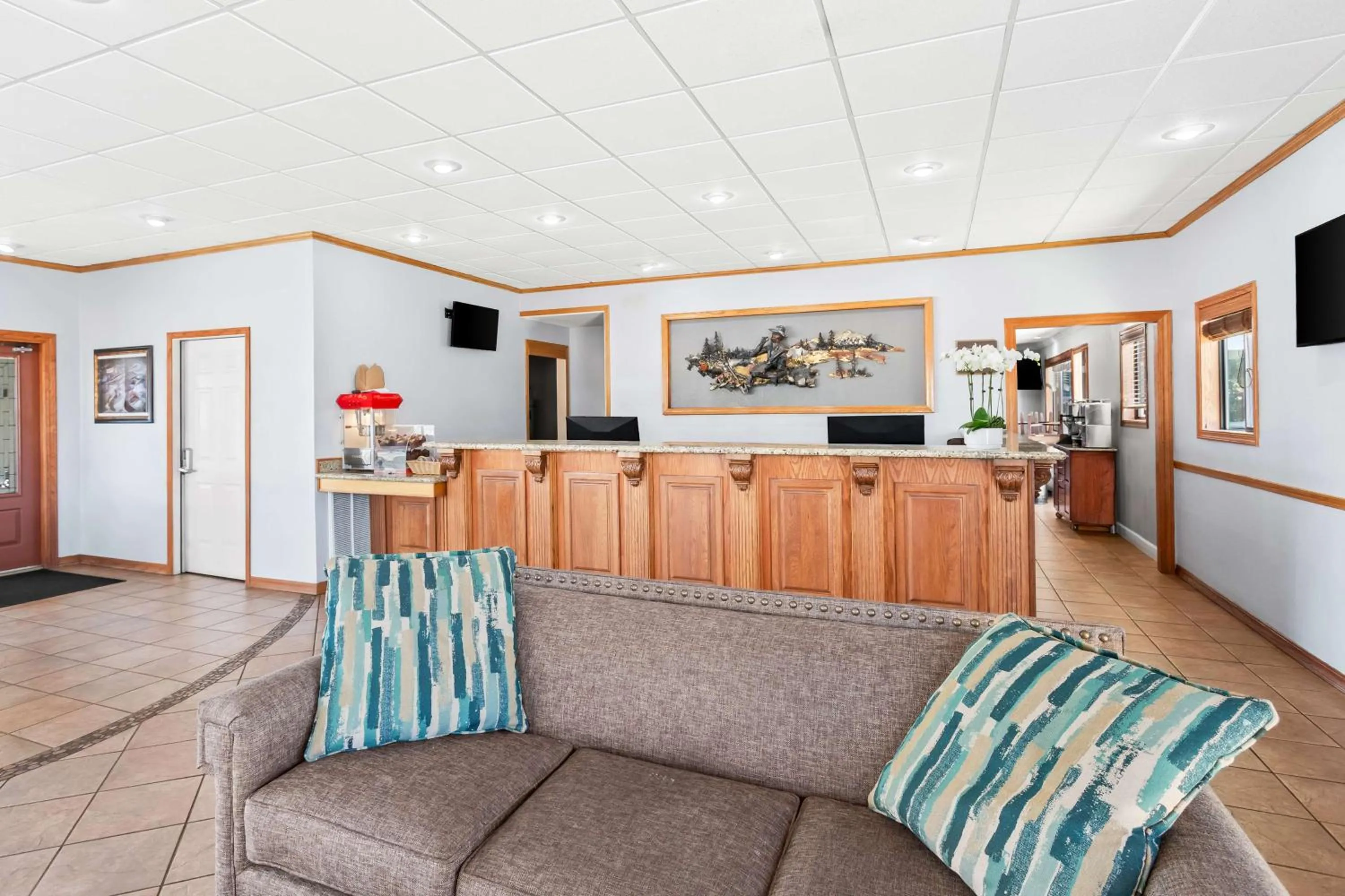 Lobby or reception in Best Western Miners Inn Yreka