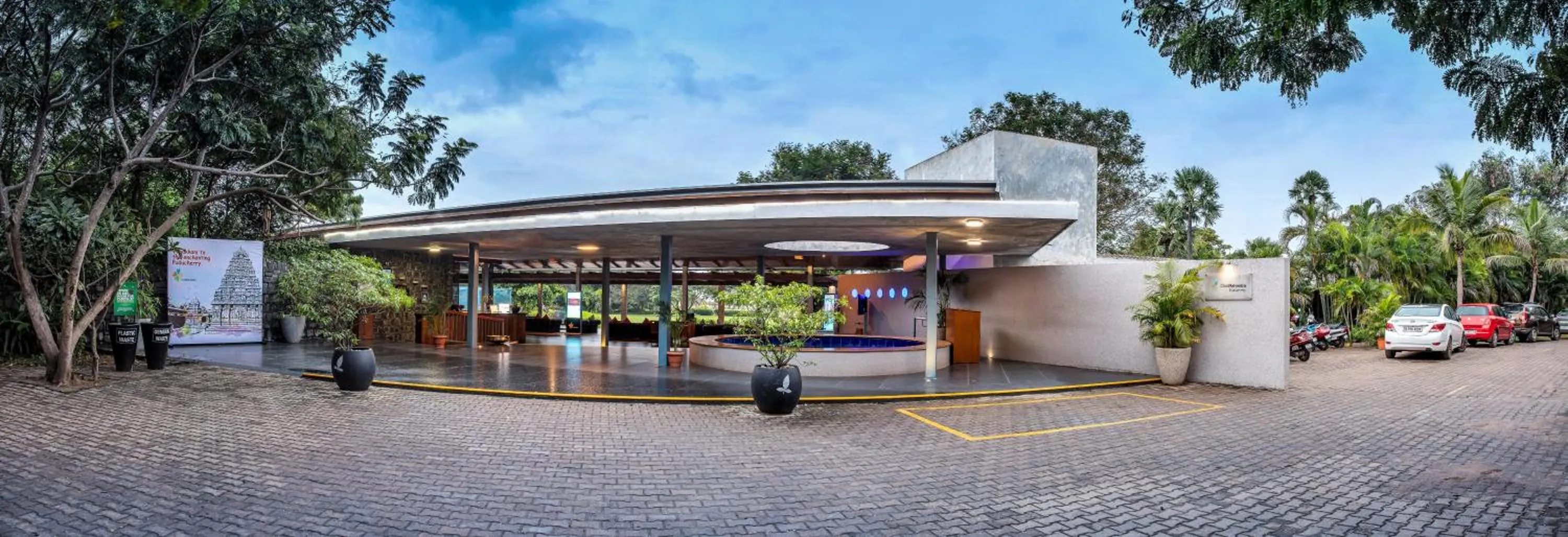 Lobby or reception in Club Mahindra Puducherry