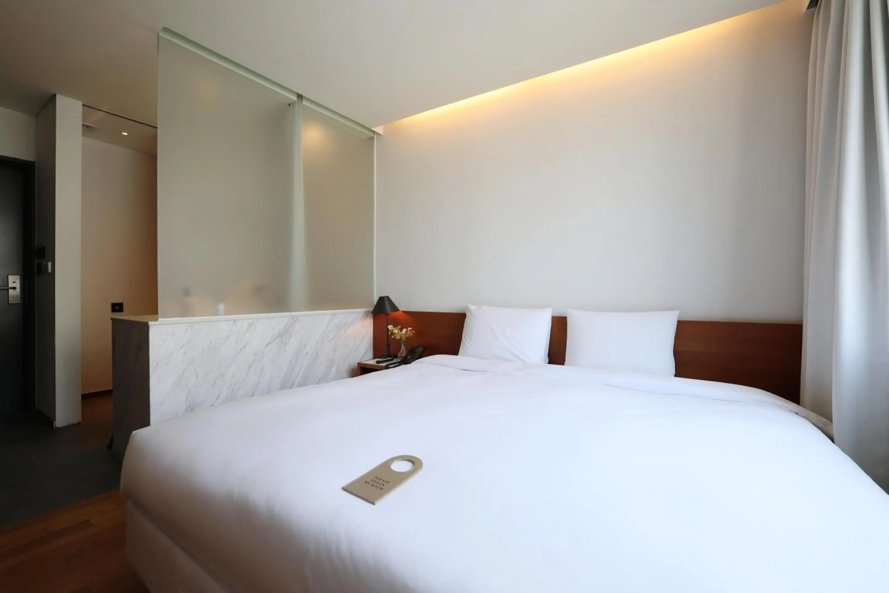 Economy Double Room in Seoul Hotel ShinShin Myeongdong Economy Double Room in Seoul Hotel ShinShin Myeongdong