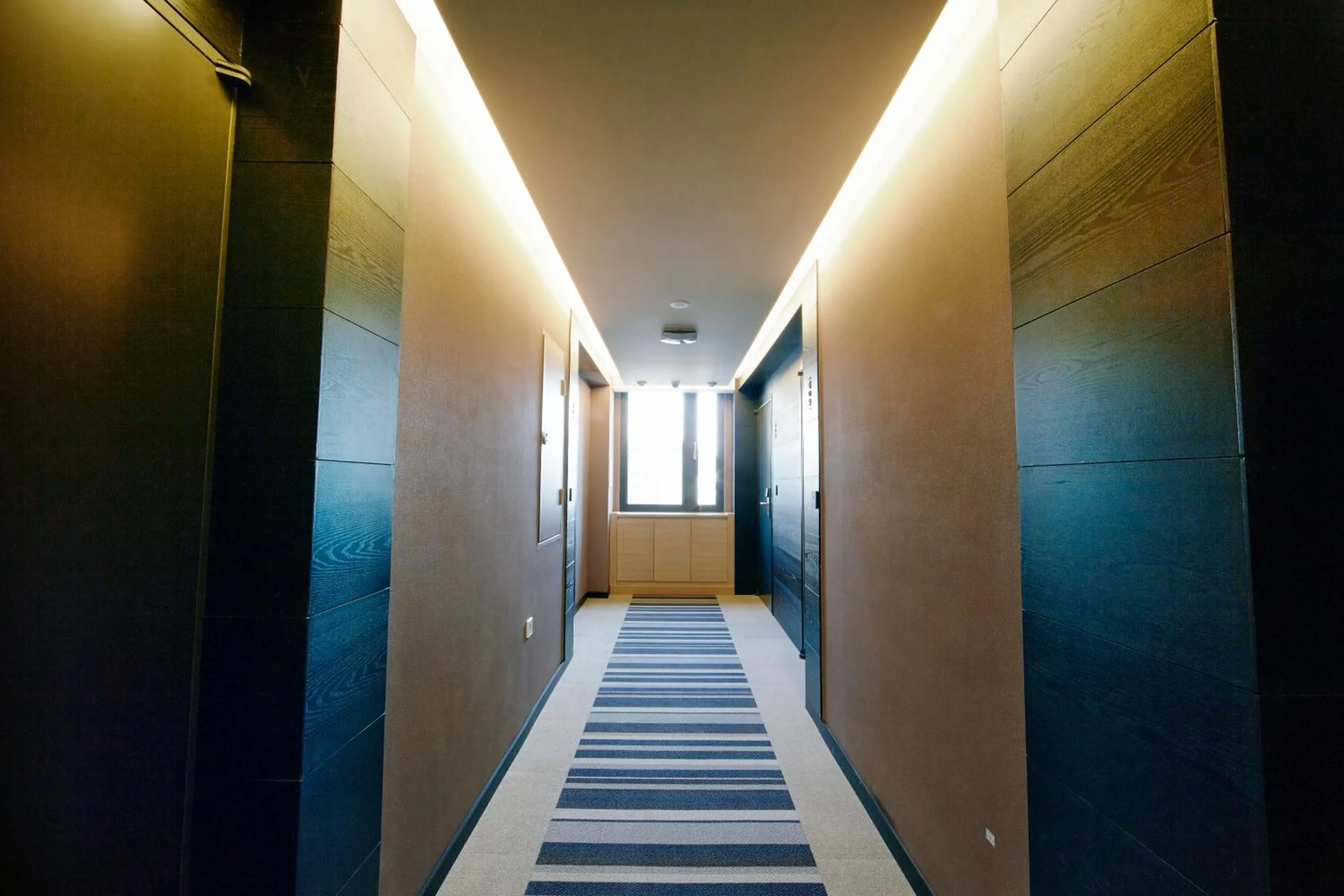 Day in Seoul Hotel ShinShin Myeongdong