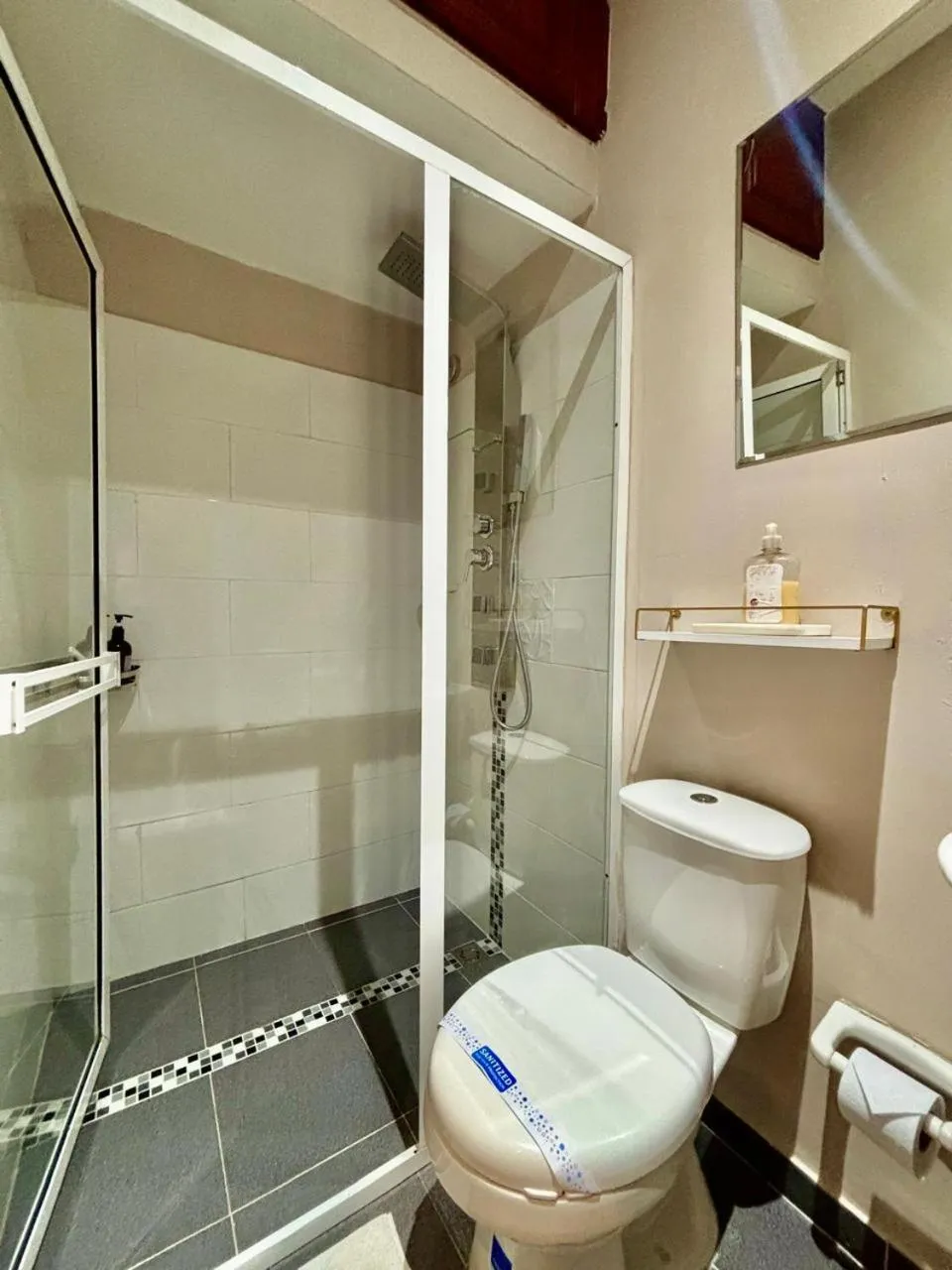 Shower in Casa Roman Hotel Boutique