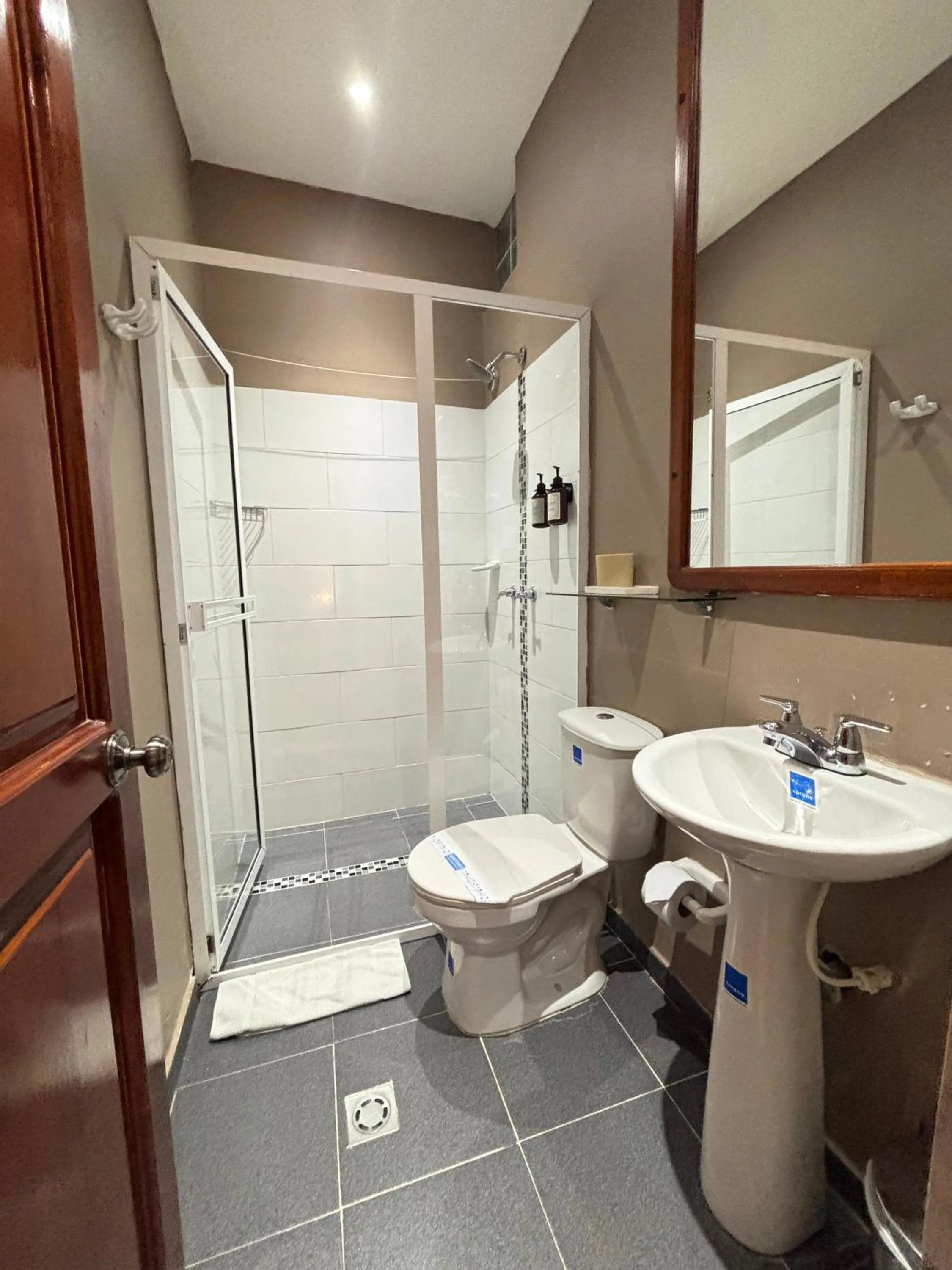 Shower in Casa Roman Hotel Boutique