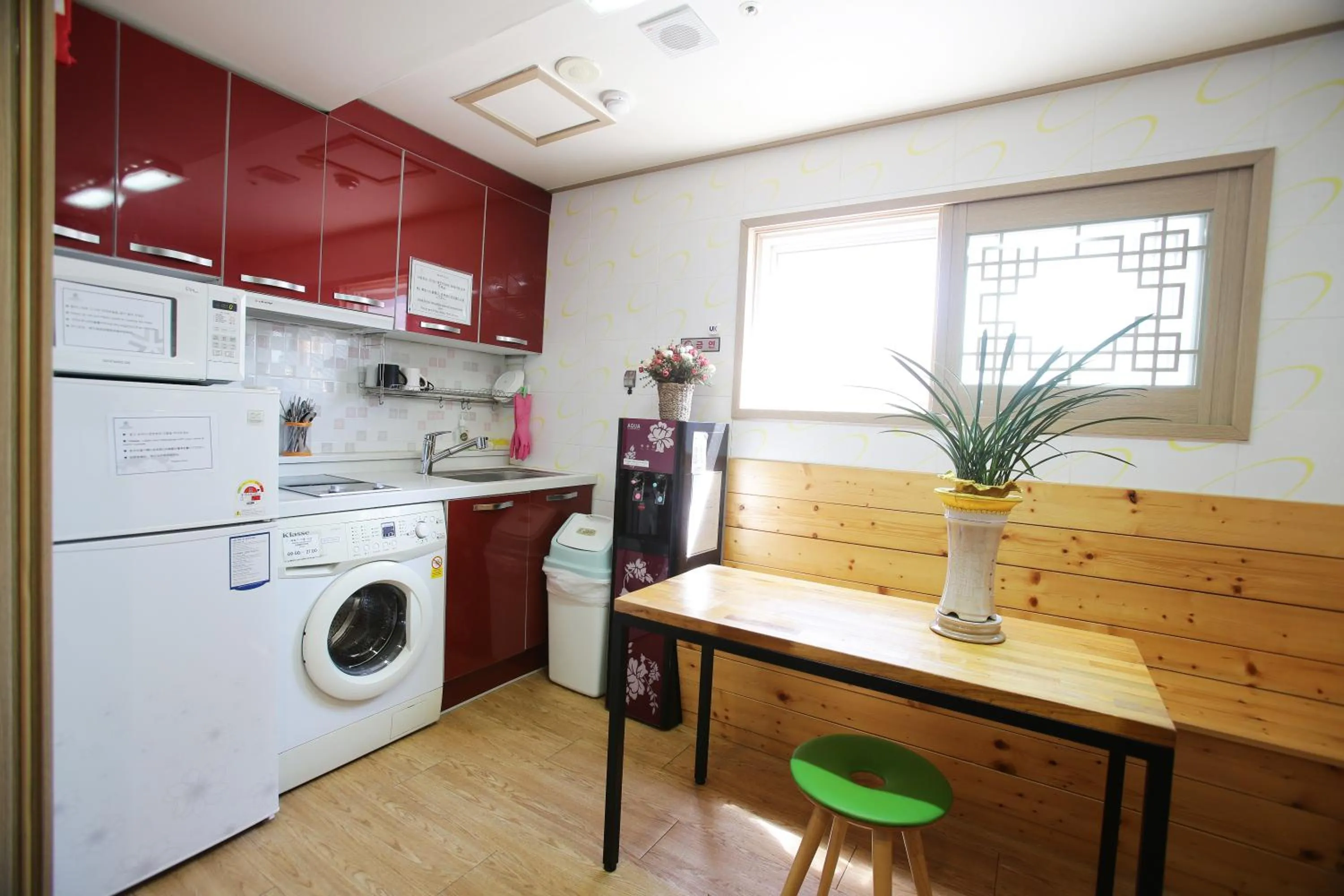 Communal kitchen in K-POP Residence Myeongdong 1