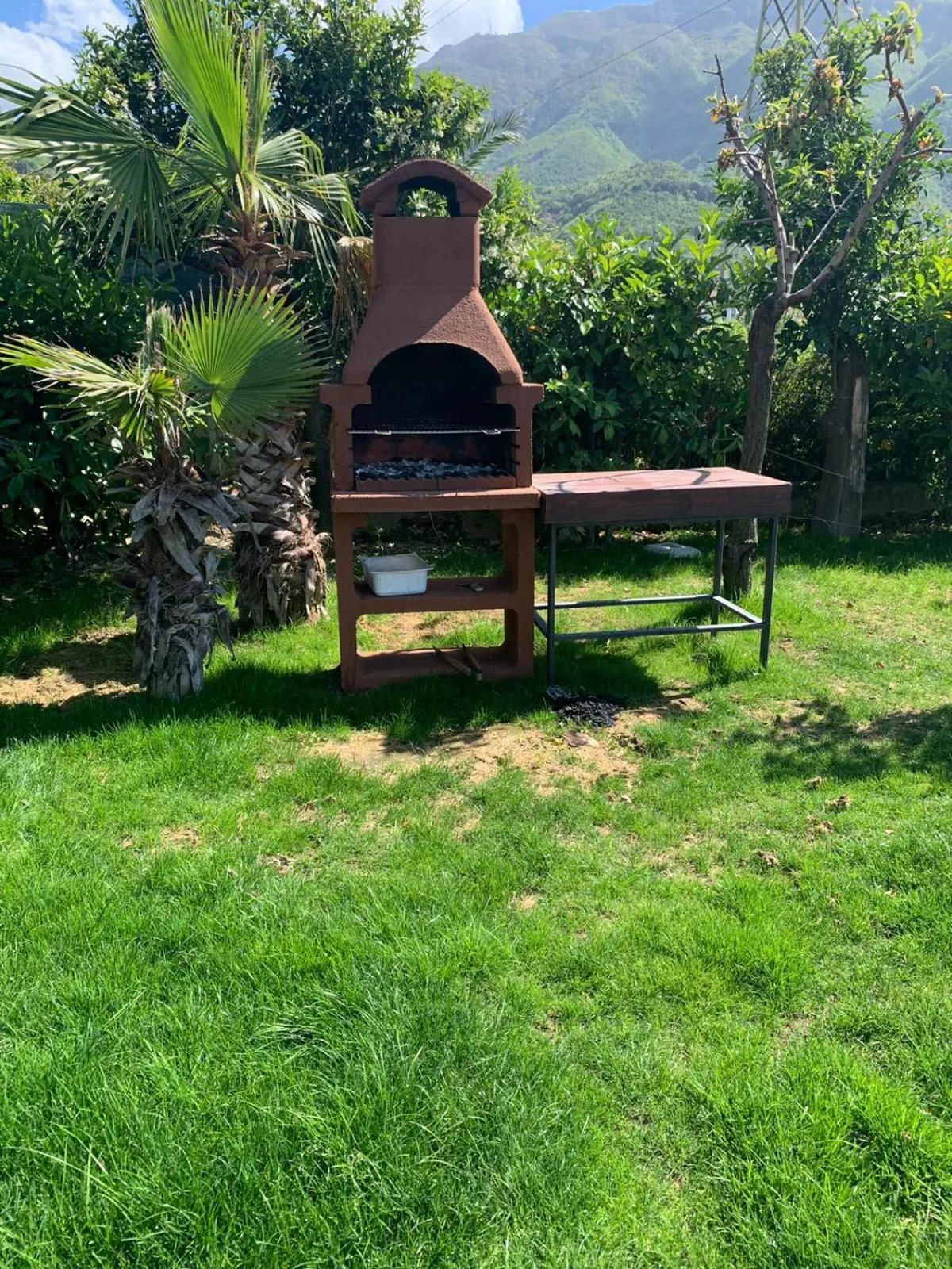 BBQ facilities in VILLA LUCIA