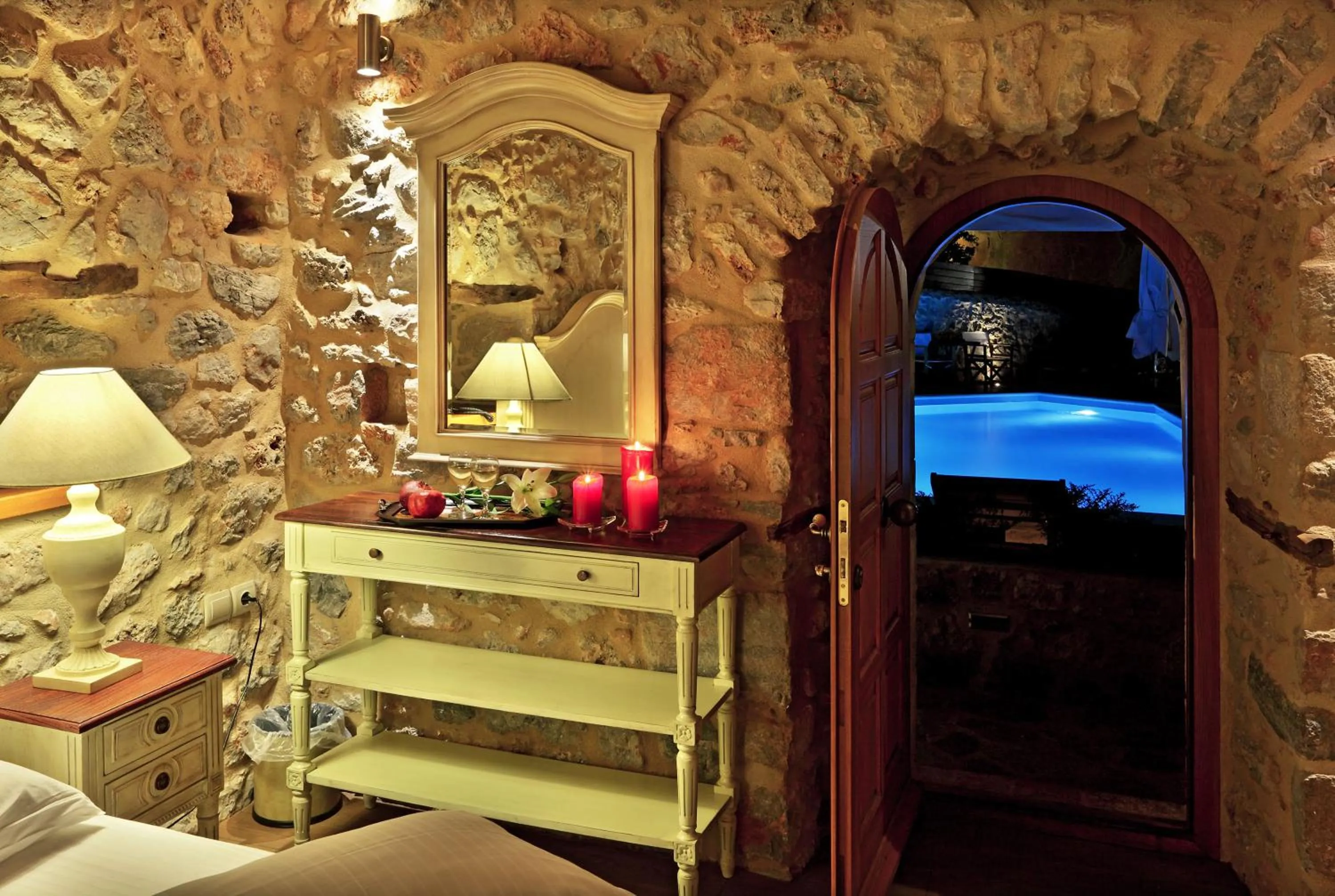 Photo of the whole room in Archontiko Chioti