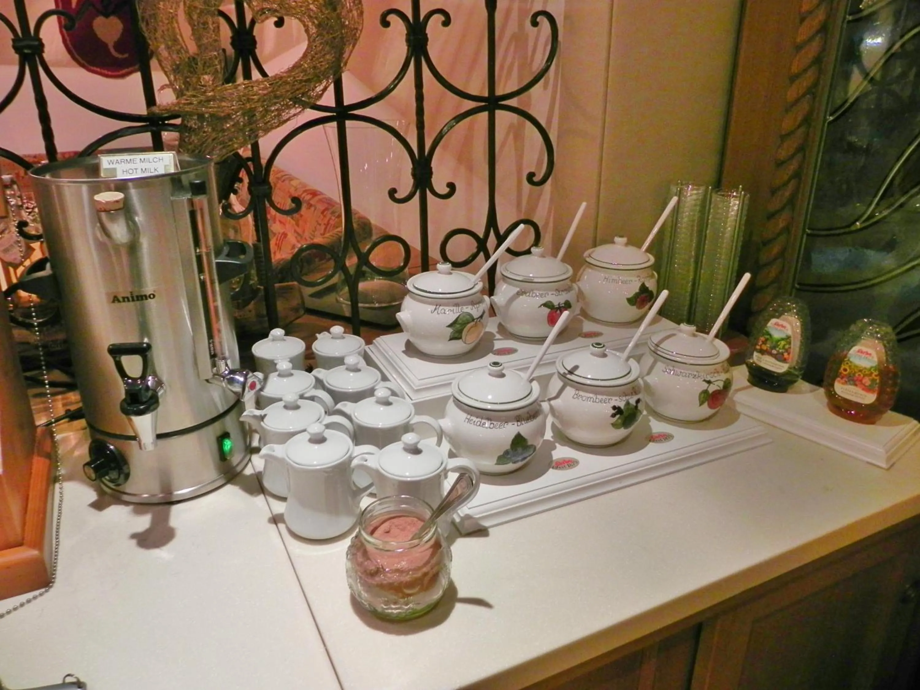 Breakfast in Hotel-Restaurant Sonnhof