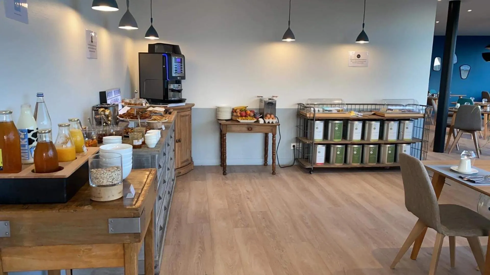 Breakfast in Villa Les Hydrangéas