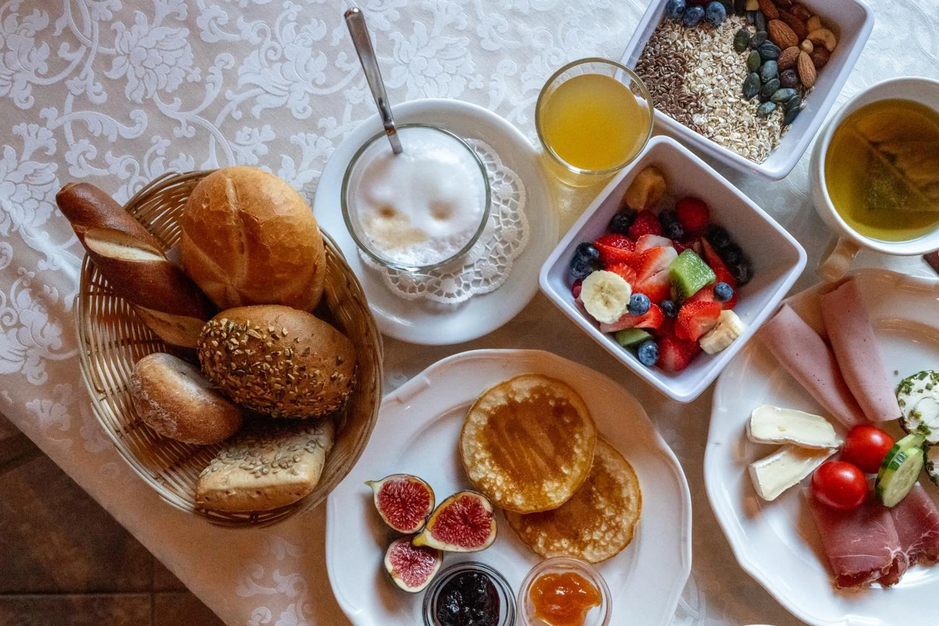 Restaurant/places to eat in Hotel Jäger