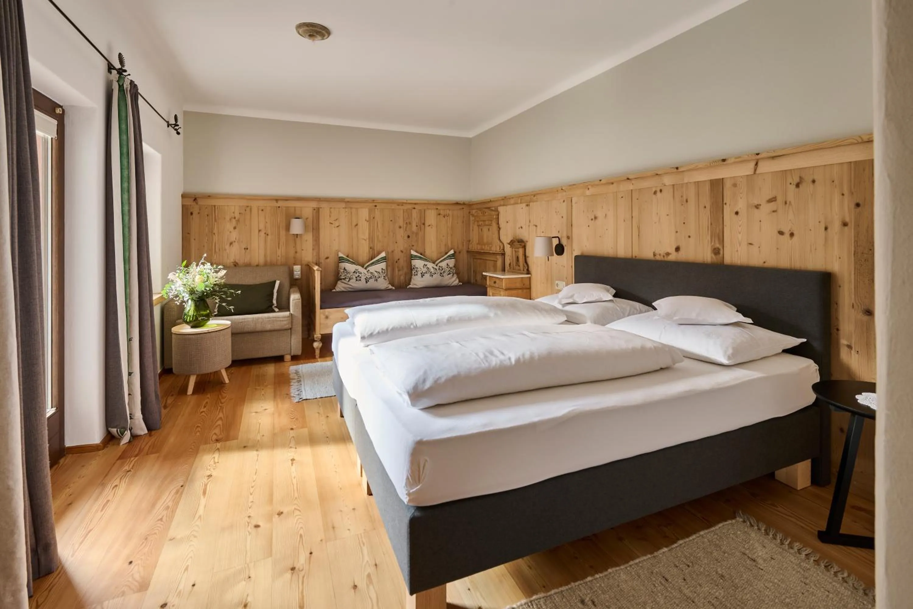 Bed in Haus Tirol