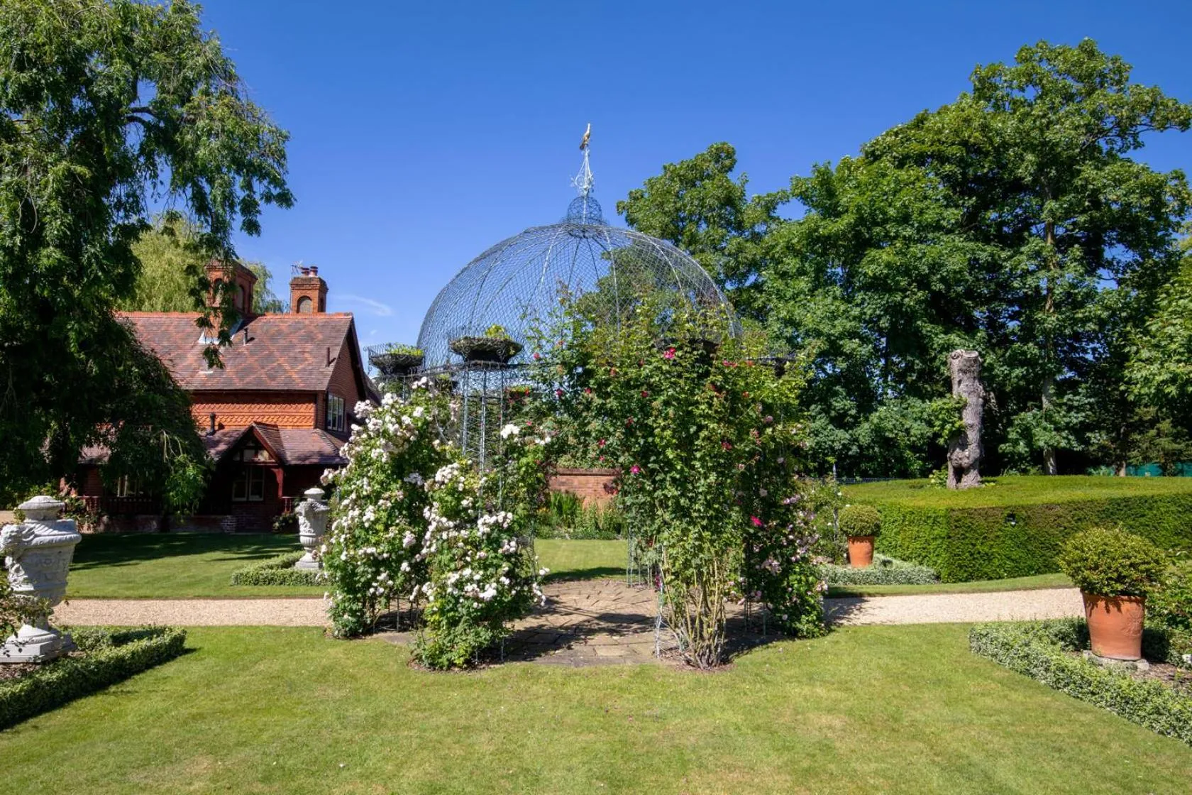 The Five Arrows Hotel