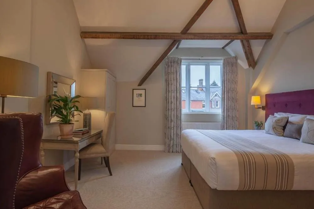 The Five Arrows Hotel