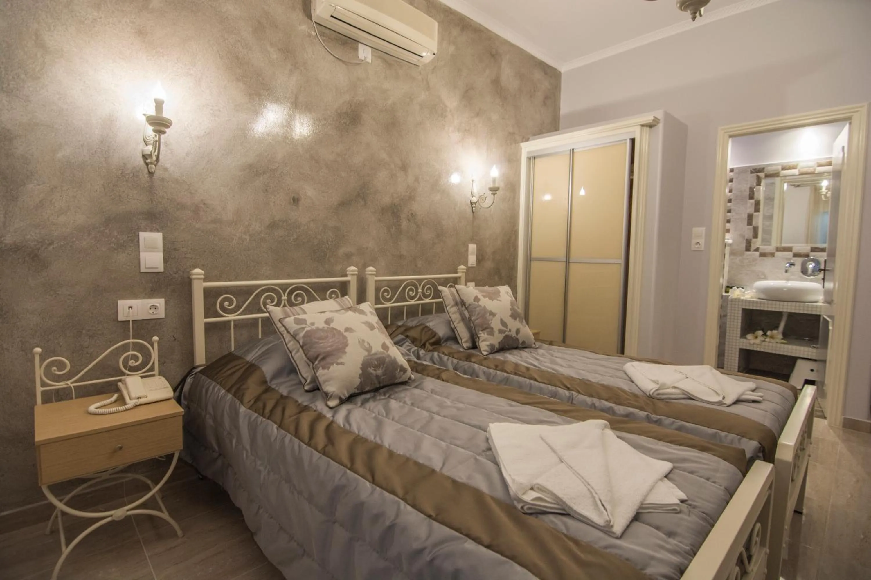 Bedroom, Bed in Polydefkis Hotel